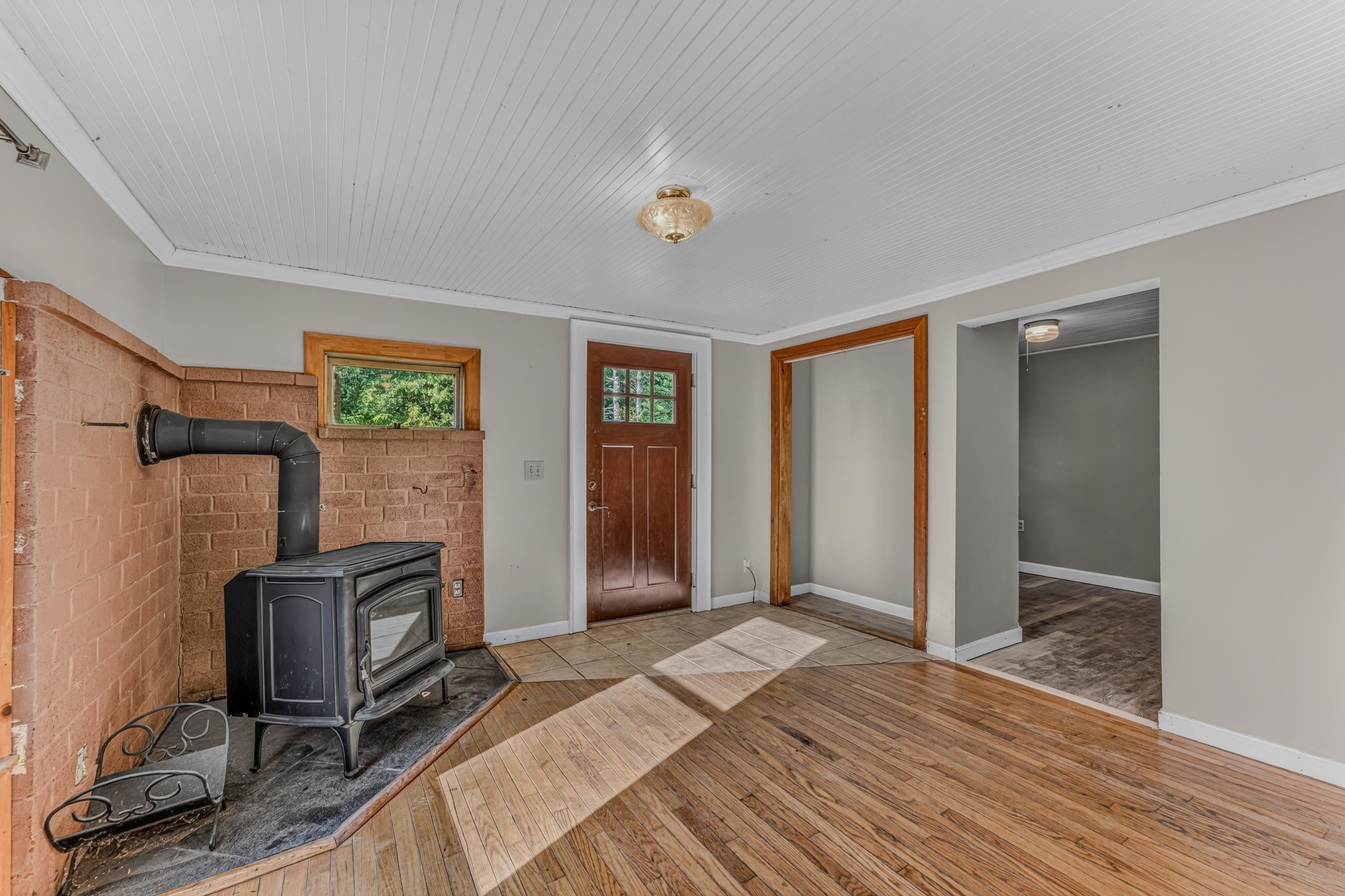 402 Oak Hill Road Property Photo 14