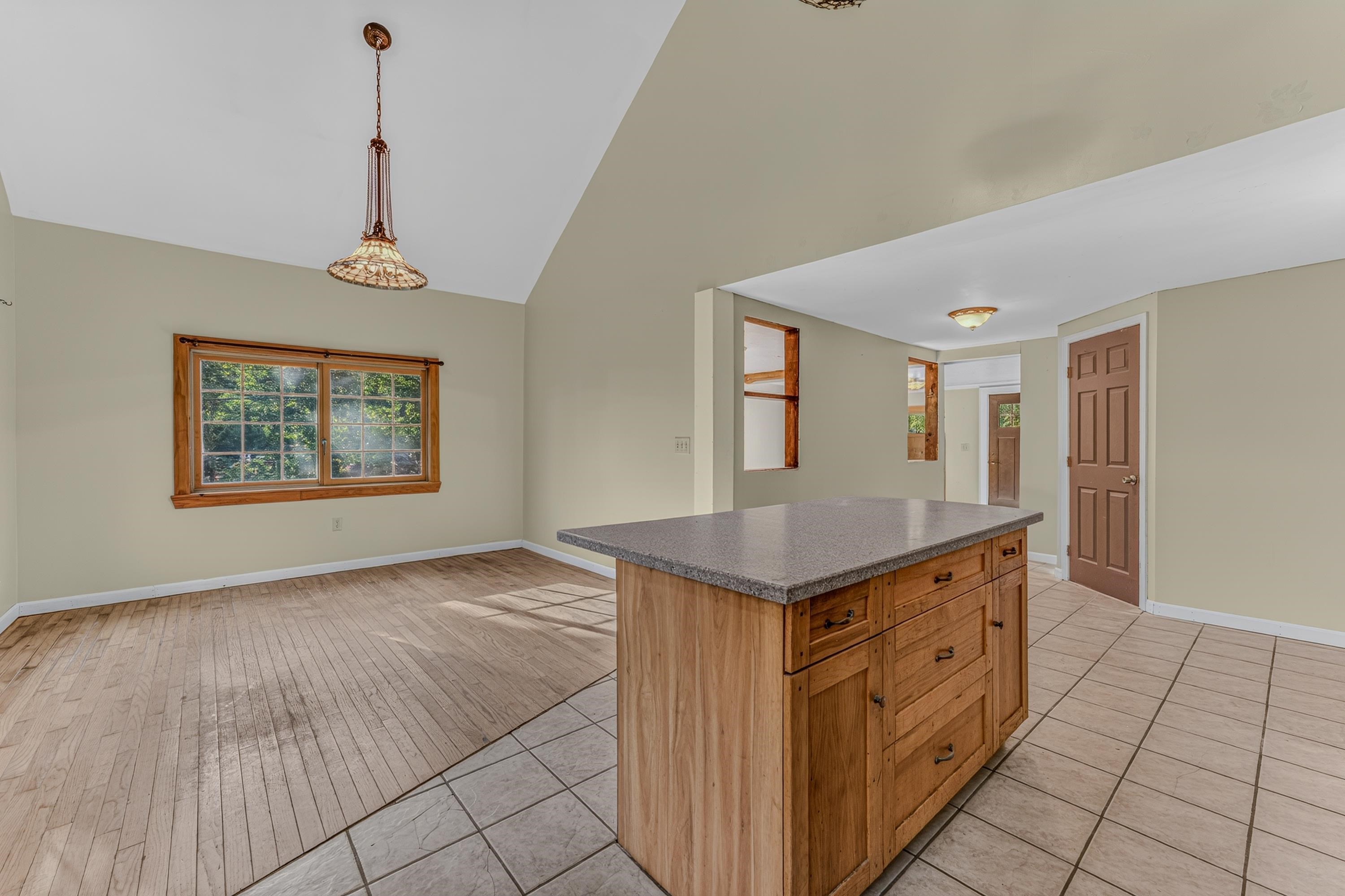 402 Oak Hill Road Property Photo 19