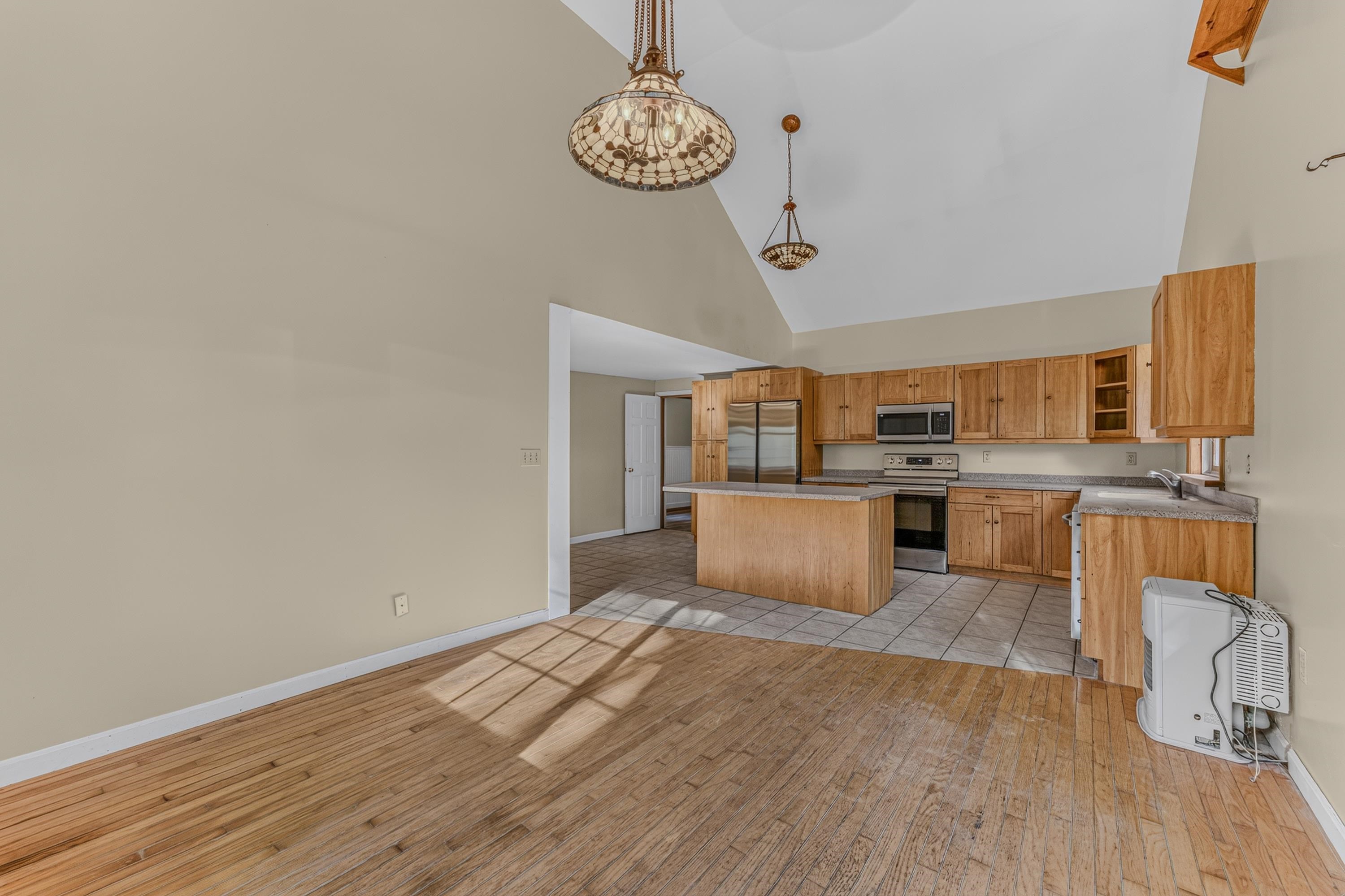 402 Oak Hill Road Property Photo 22