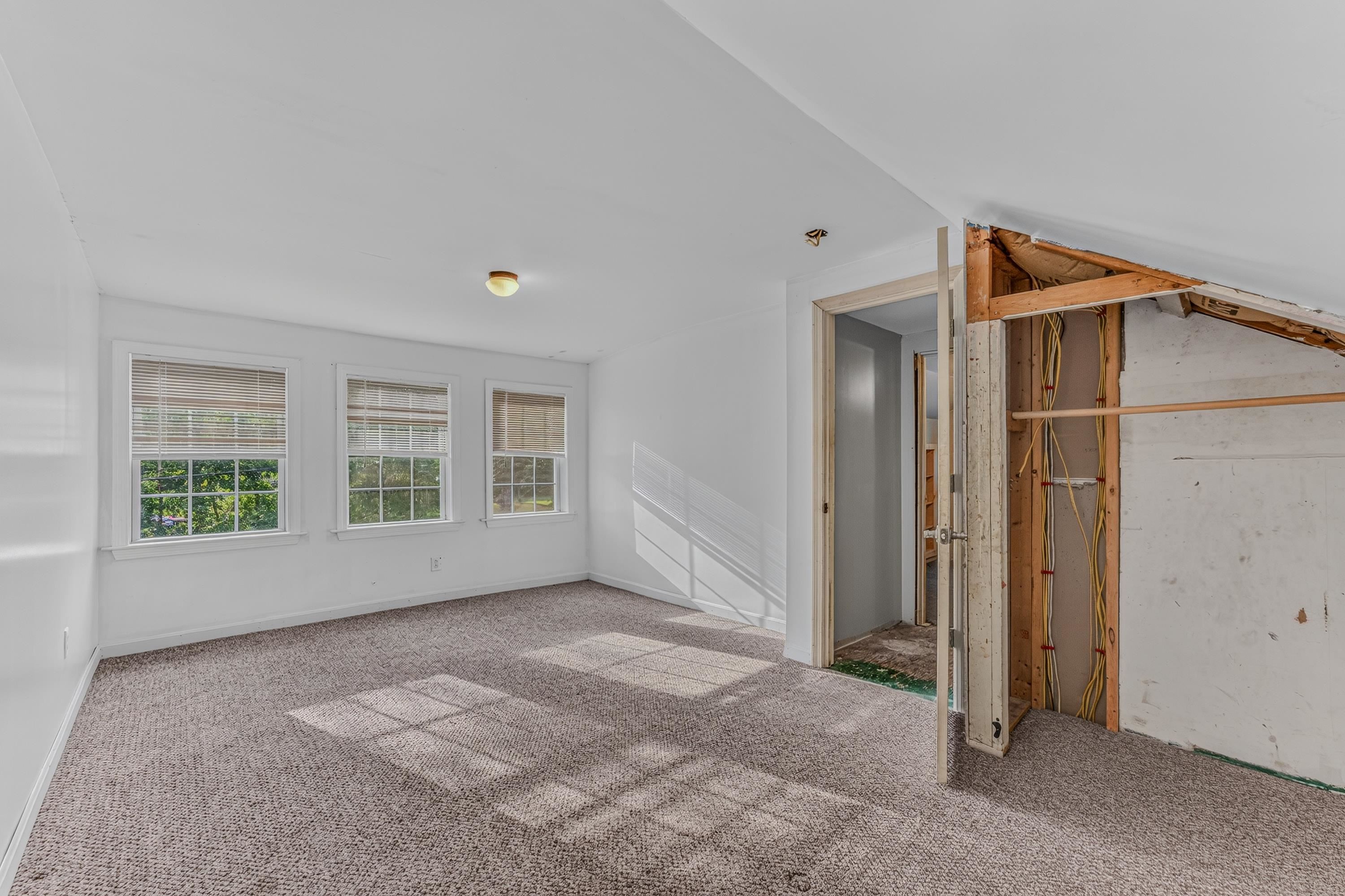 402 Oak Hill Road Property Photo 38