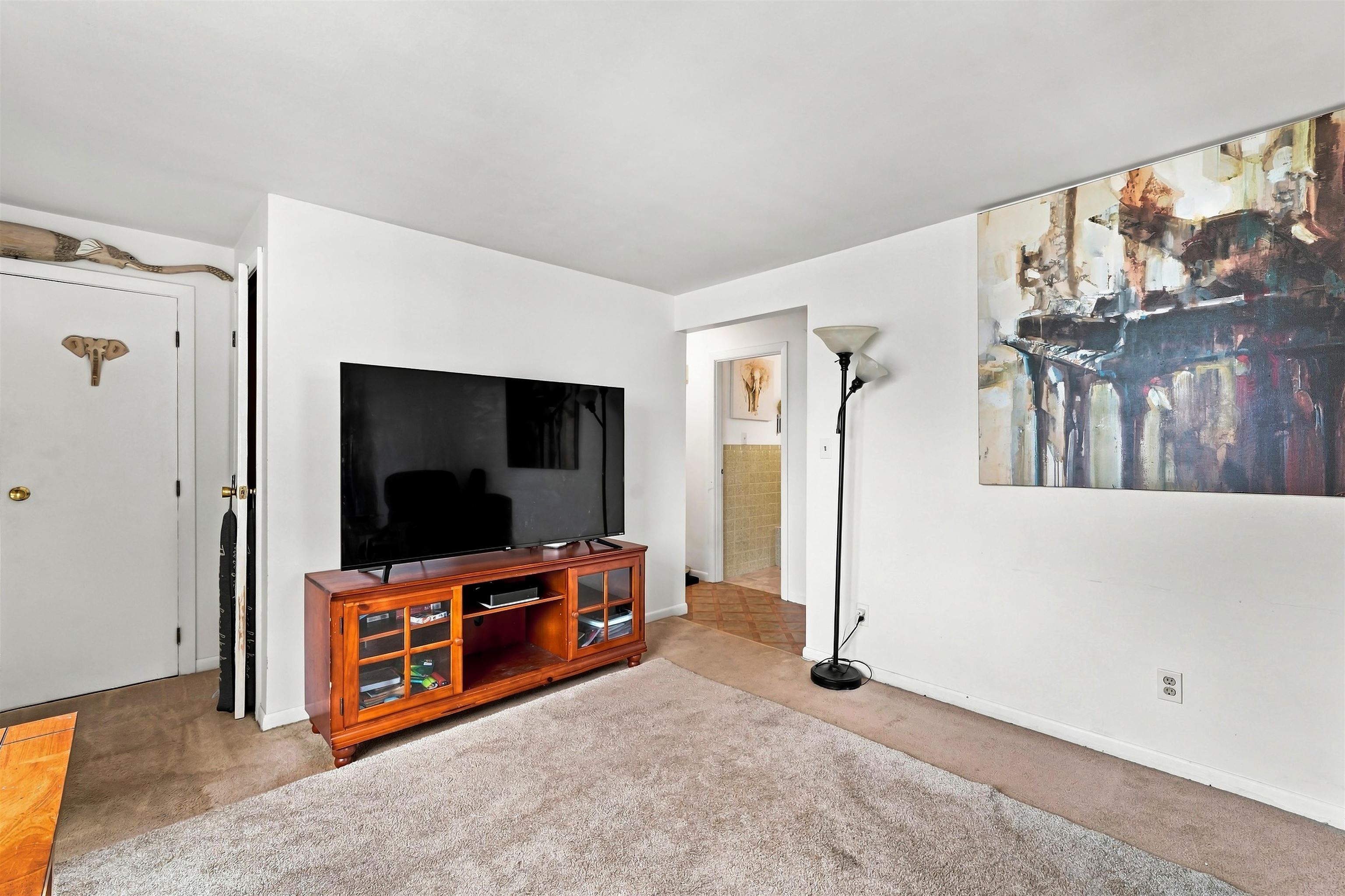 21 Woodbine Avenue Property Photo 8