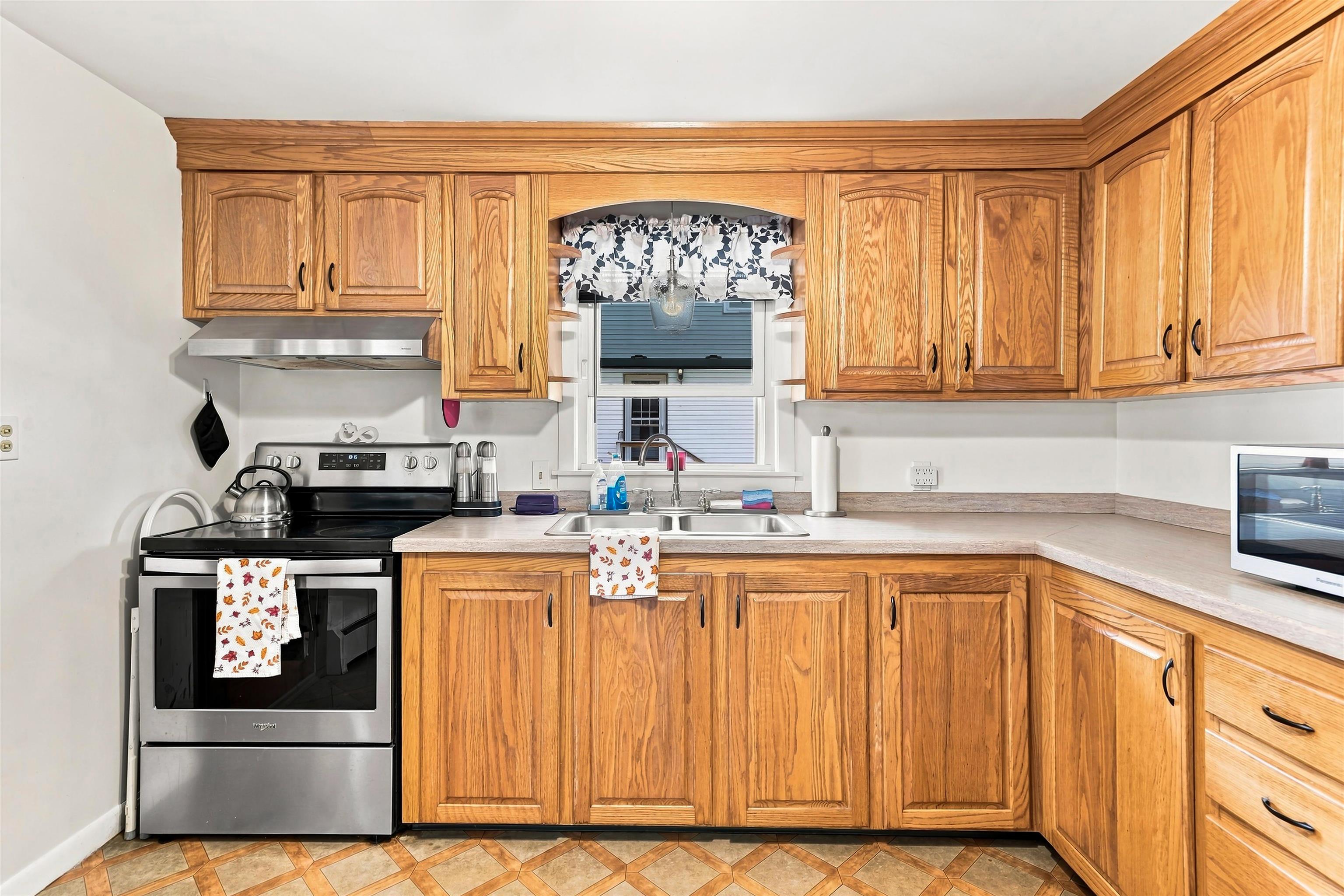 21 Woodbine Avenue Property Photo 10