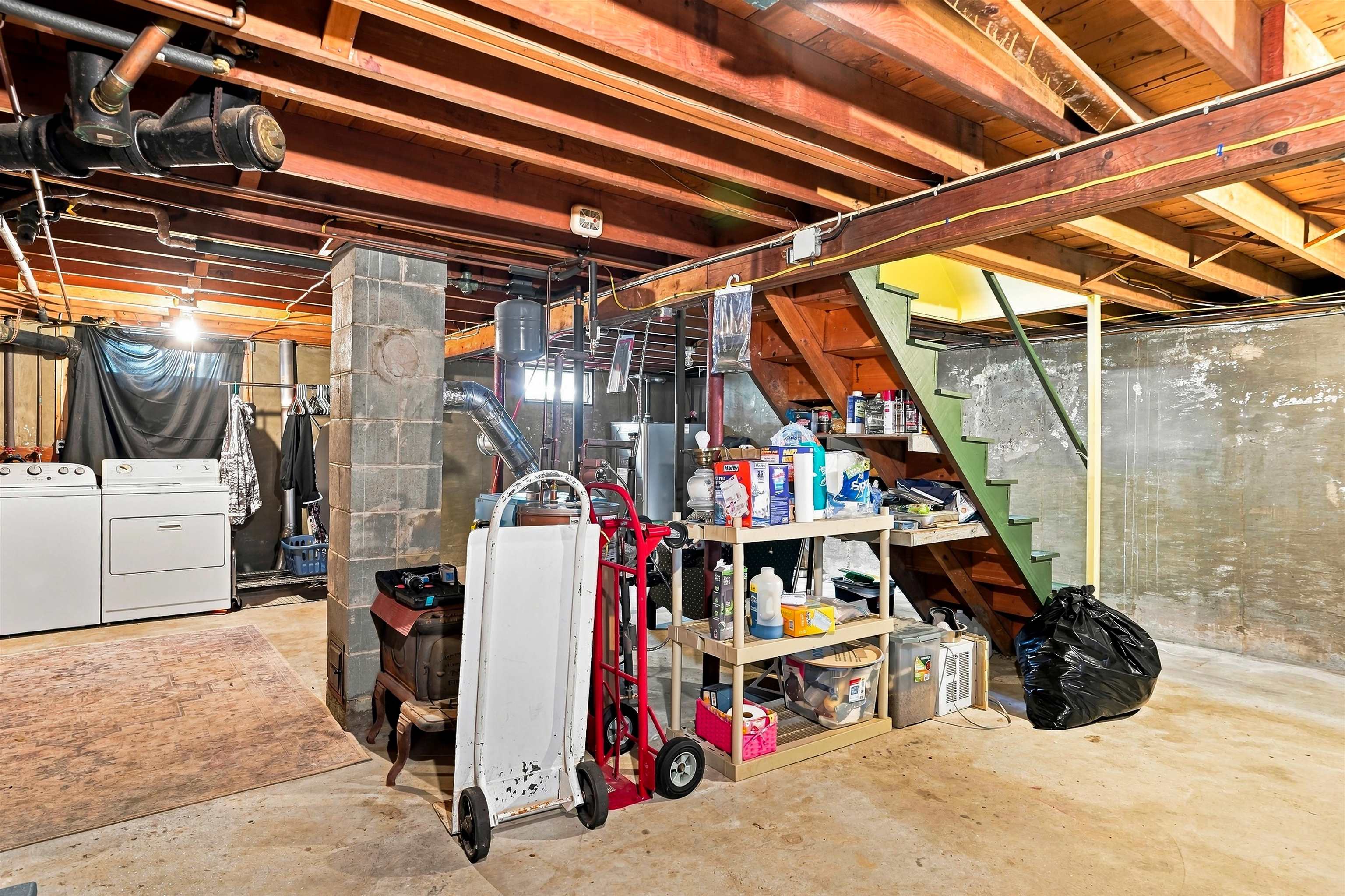 21 Woodbine Avenue Property Photo 37