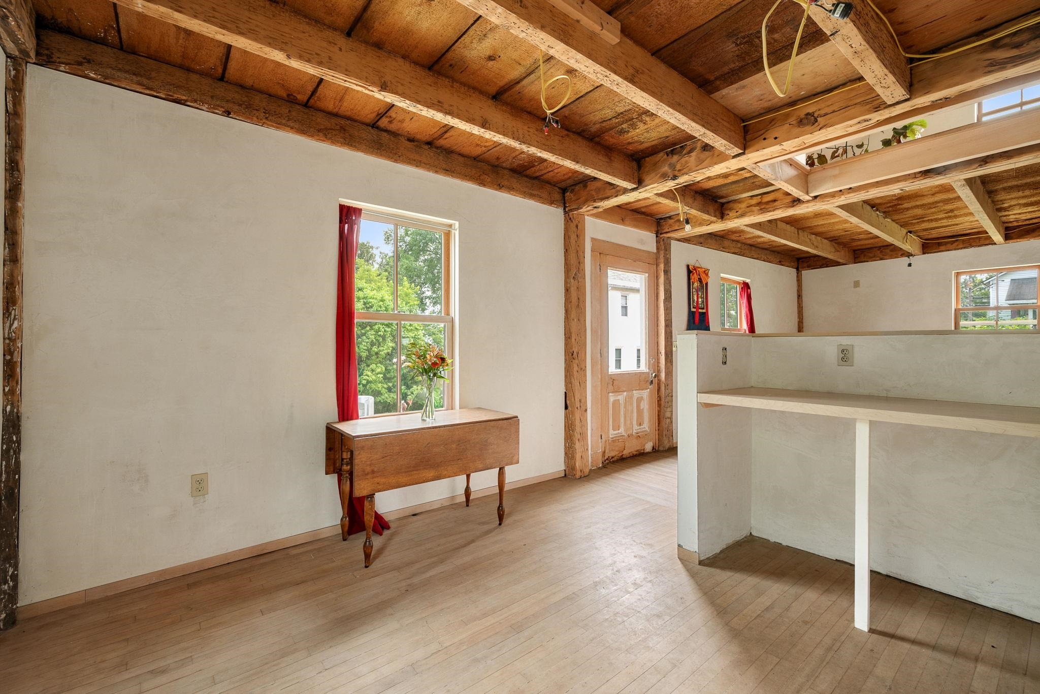 8 Short Street Property Photo 18