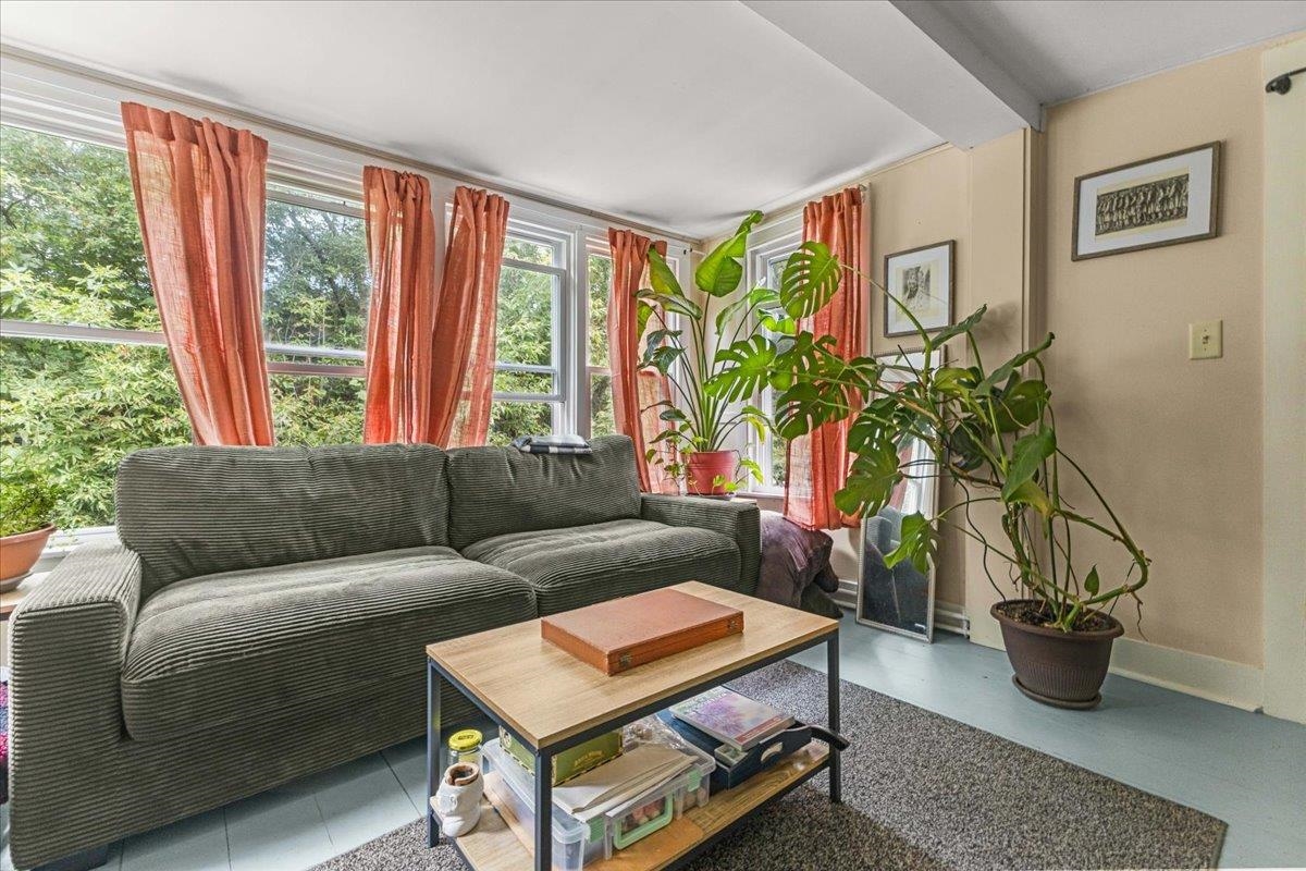 7 Champlain Place Property Photo 32