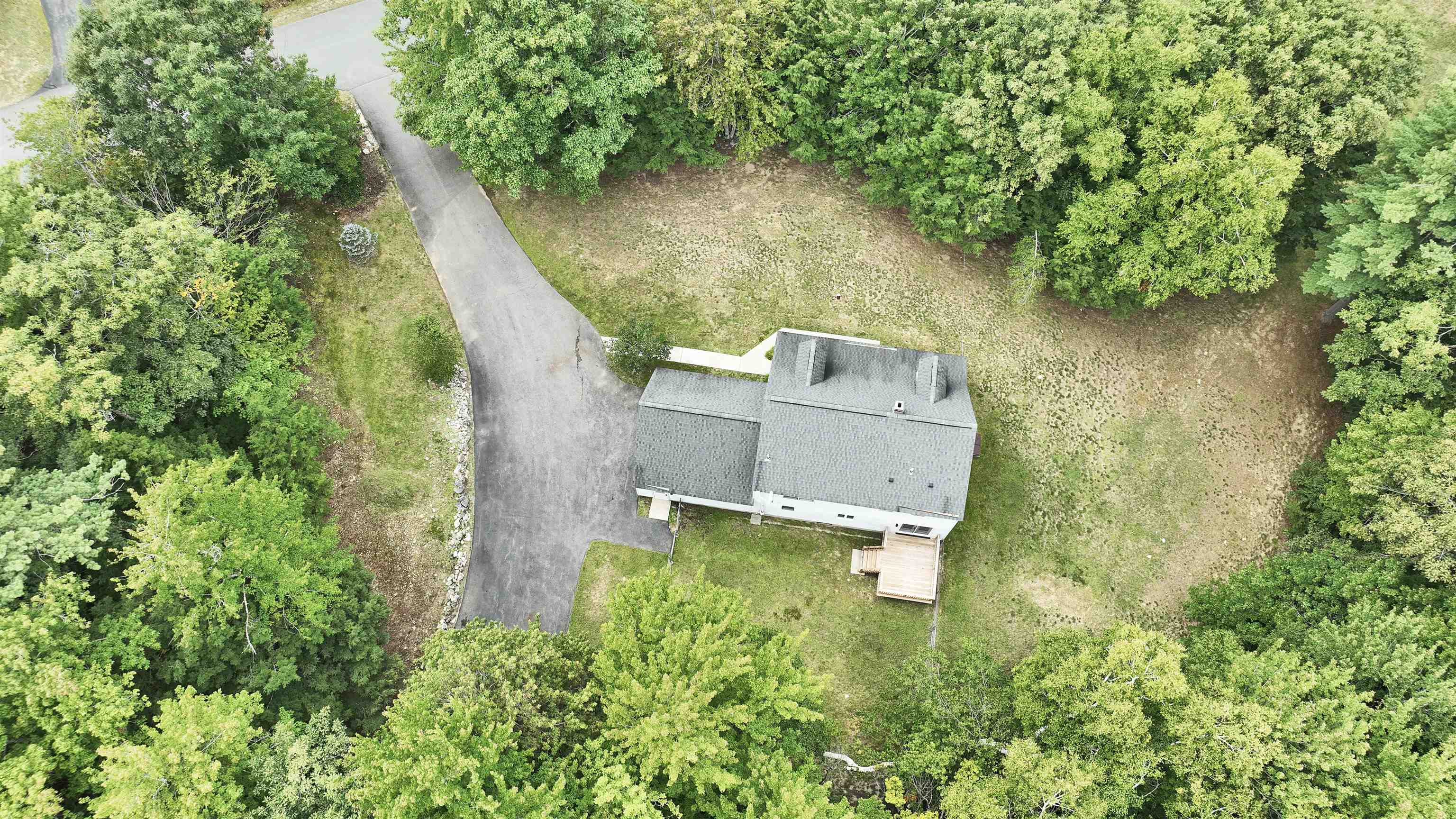 19 Heritage Drive Property Photo 2
