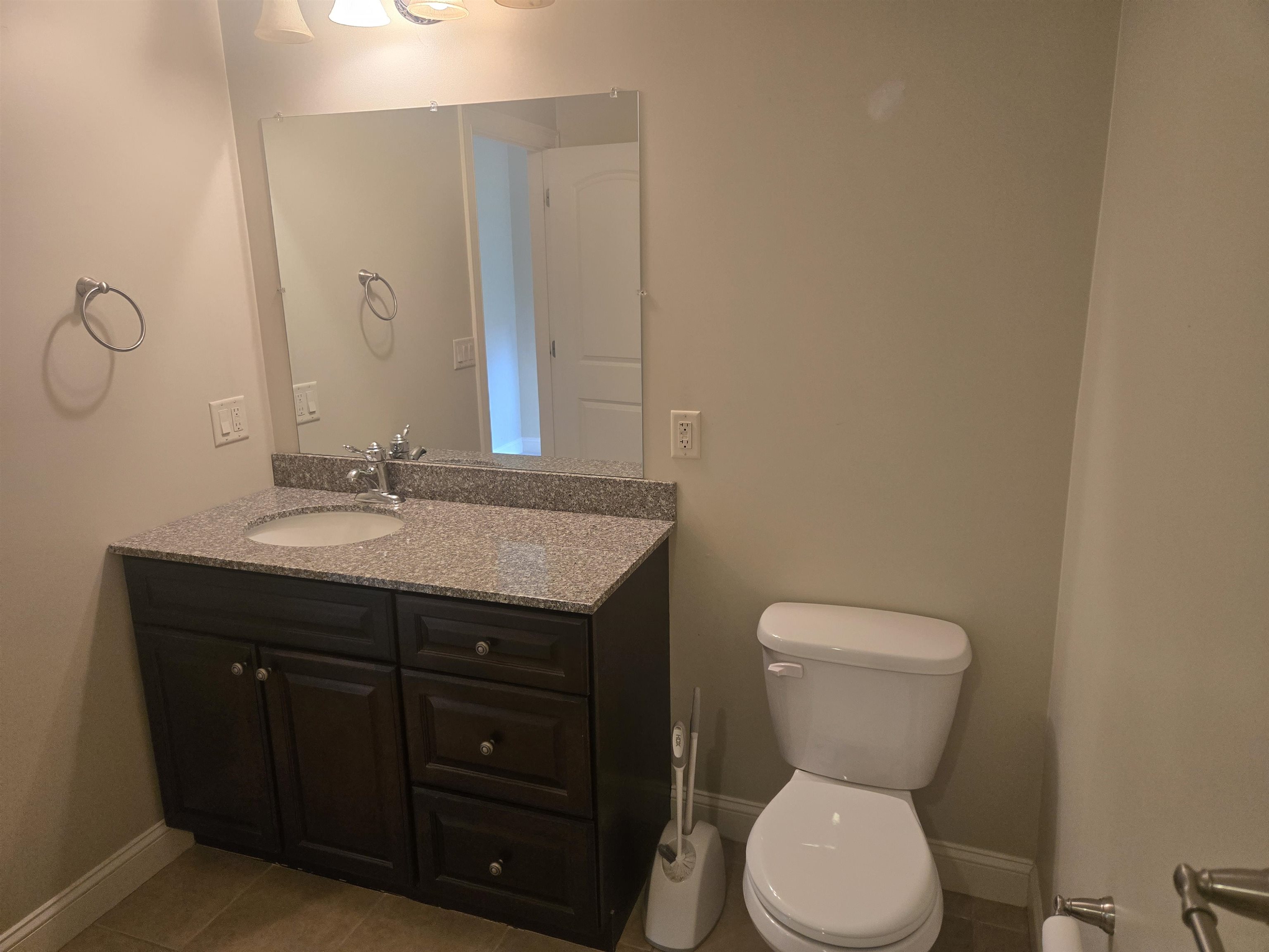 82 Dutton Road Property Photo 44