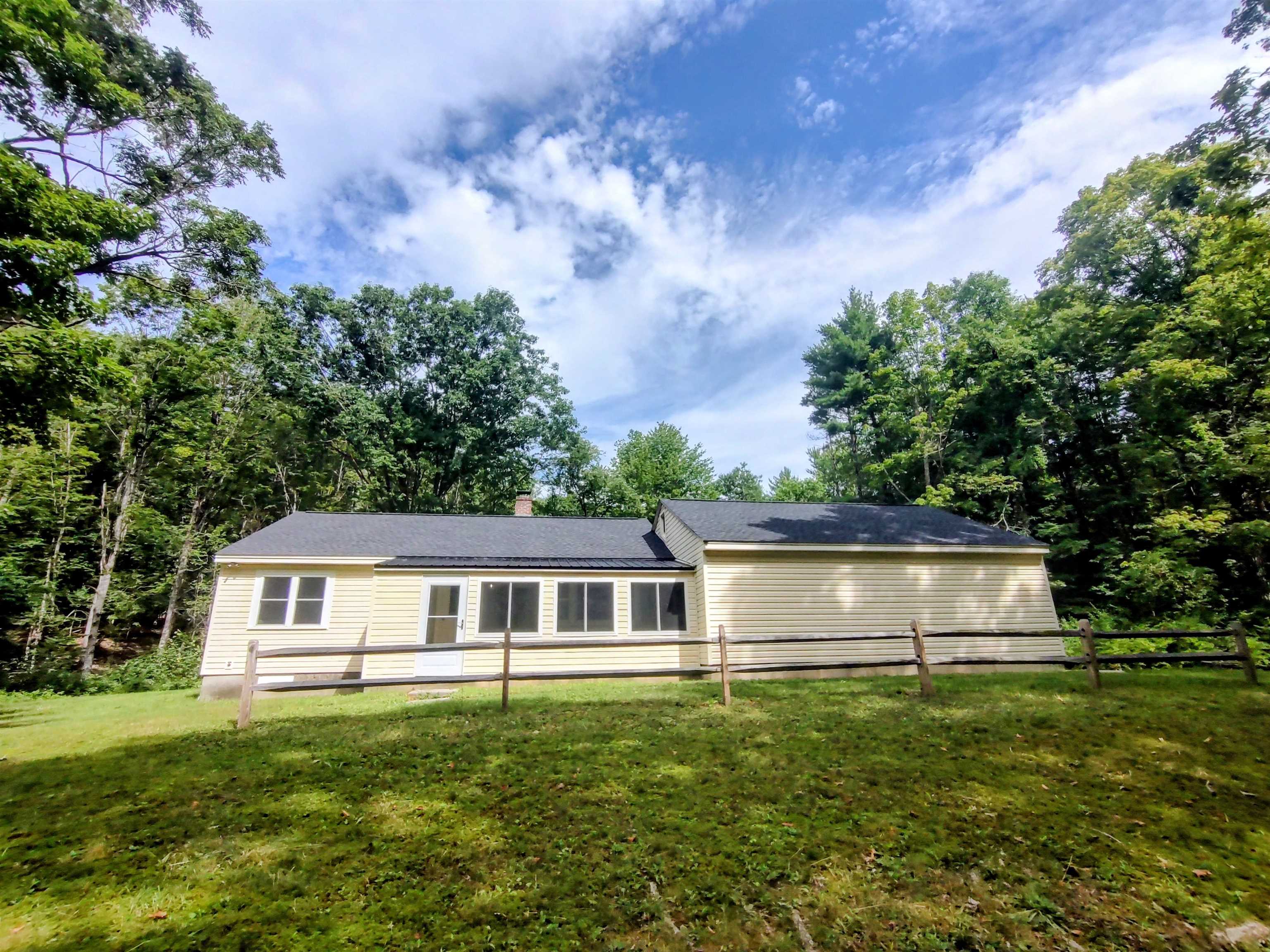 87 Foothills Road Property Photo 3