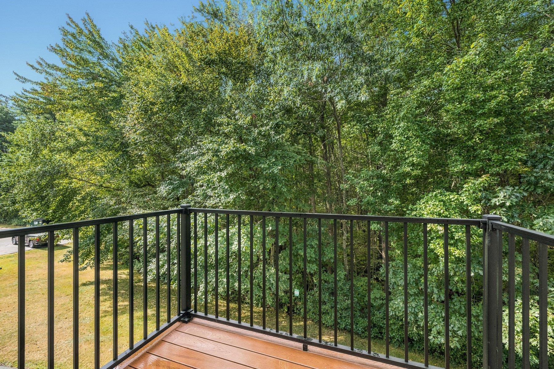 512 White Cedar Boulevard Property Photo 17