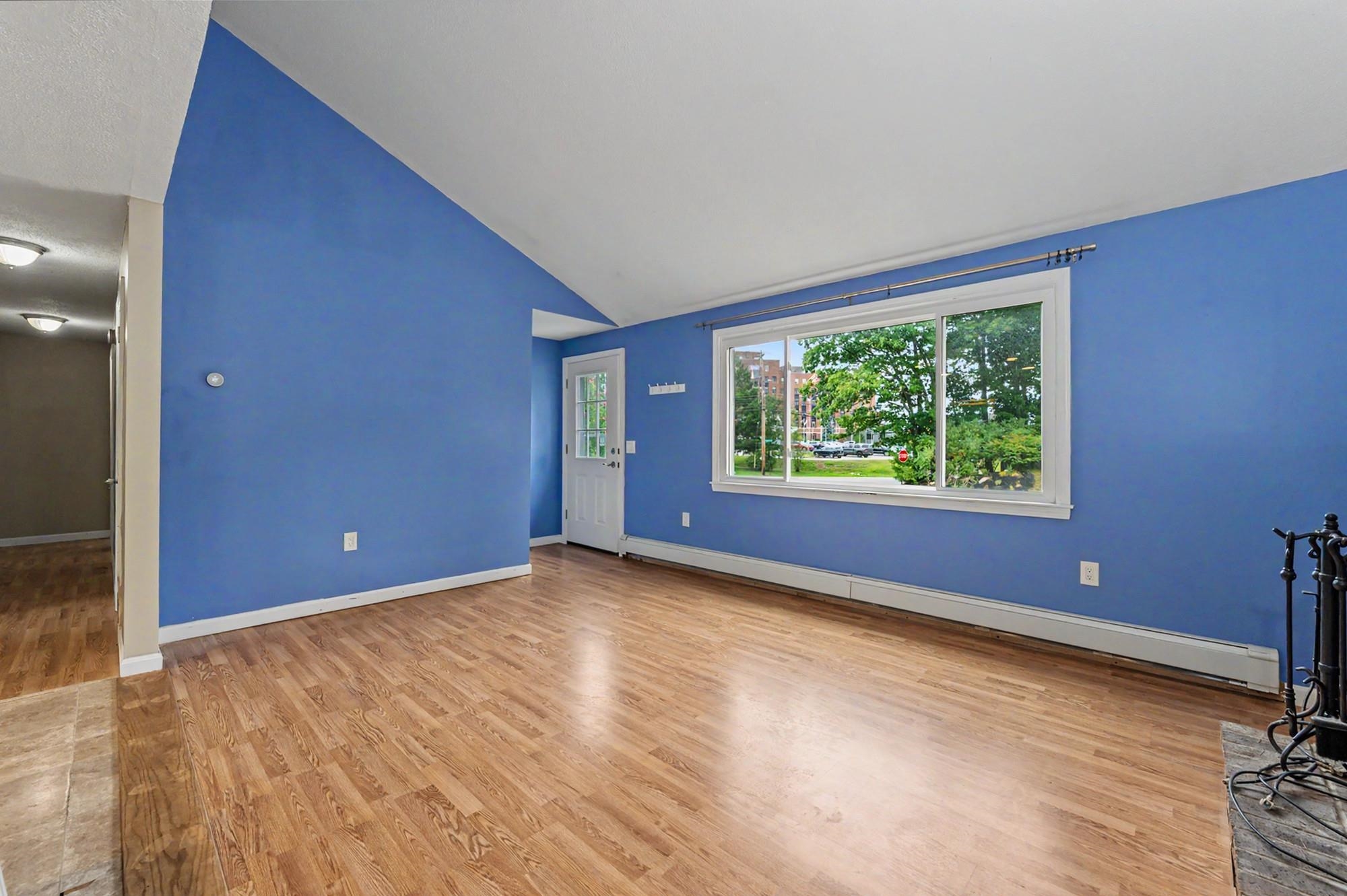 5 Estate Drive Property Photo 10