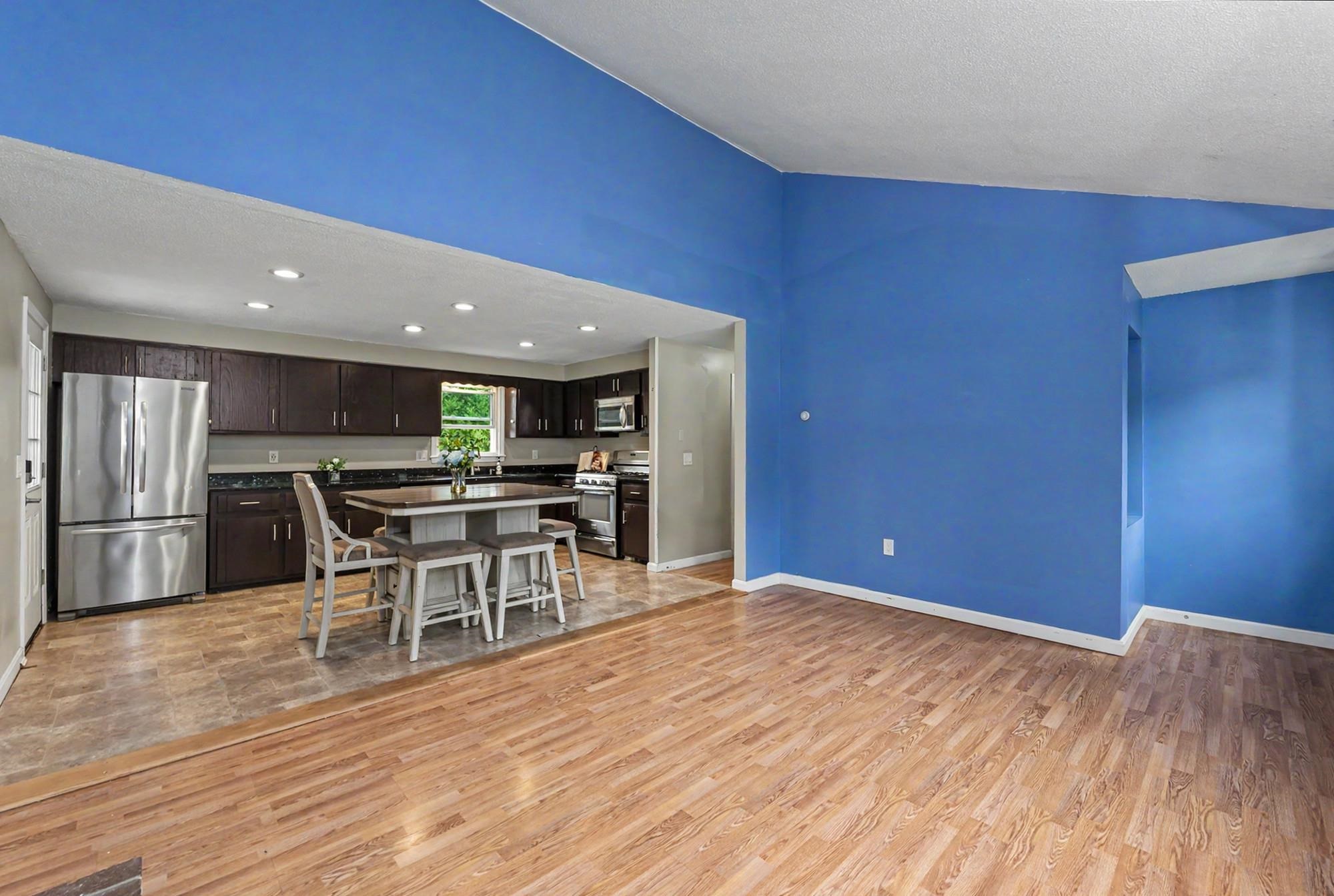 5 Estate Drive Property Photo 13