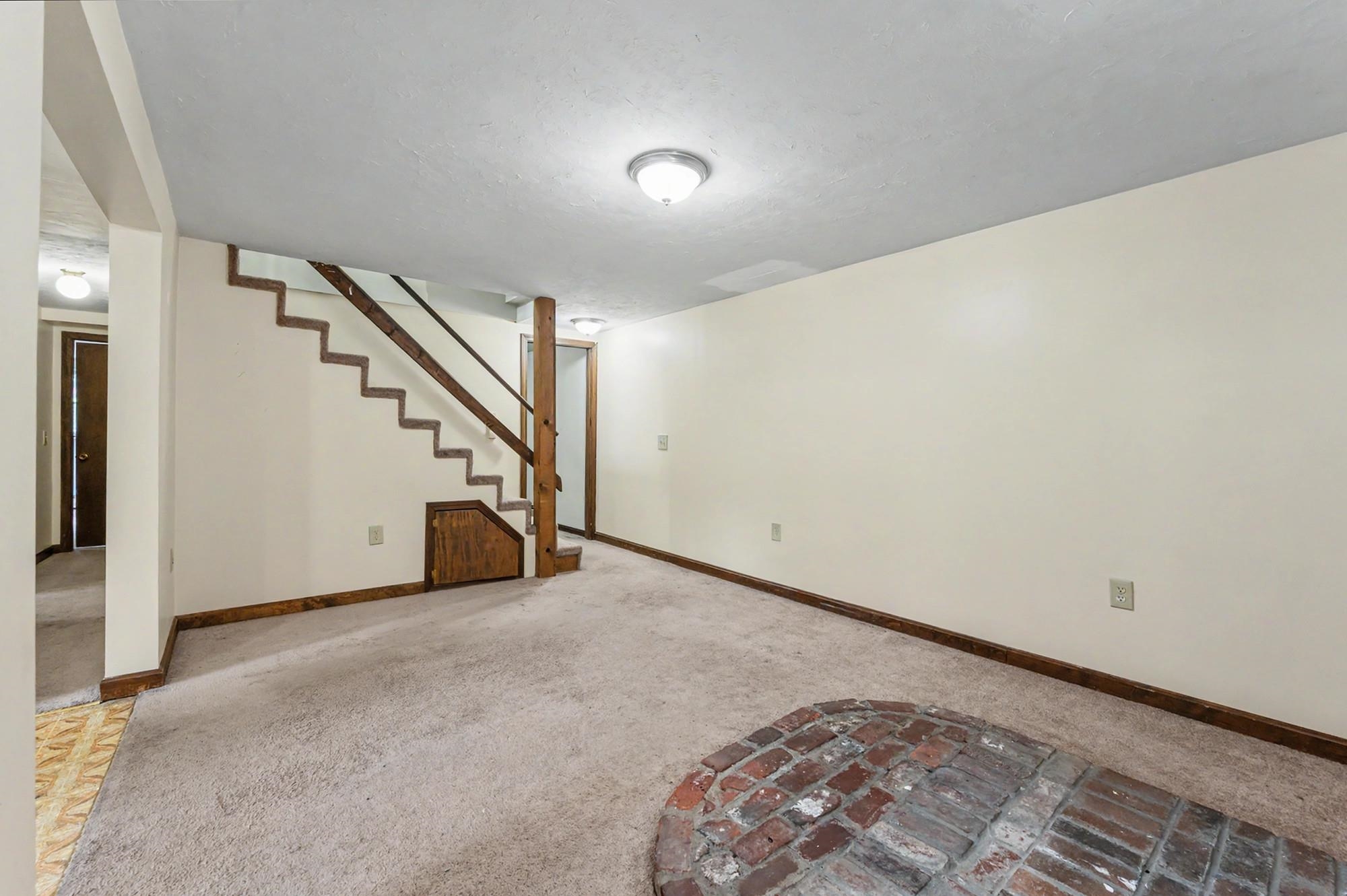 5 Estate Drive Property Photo 26