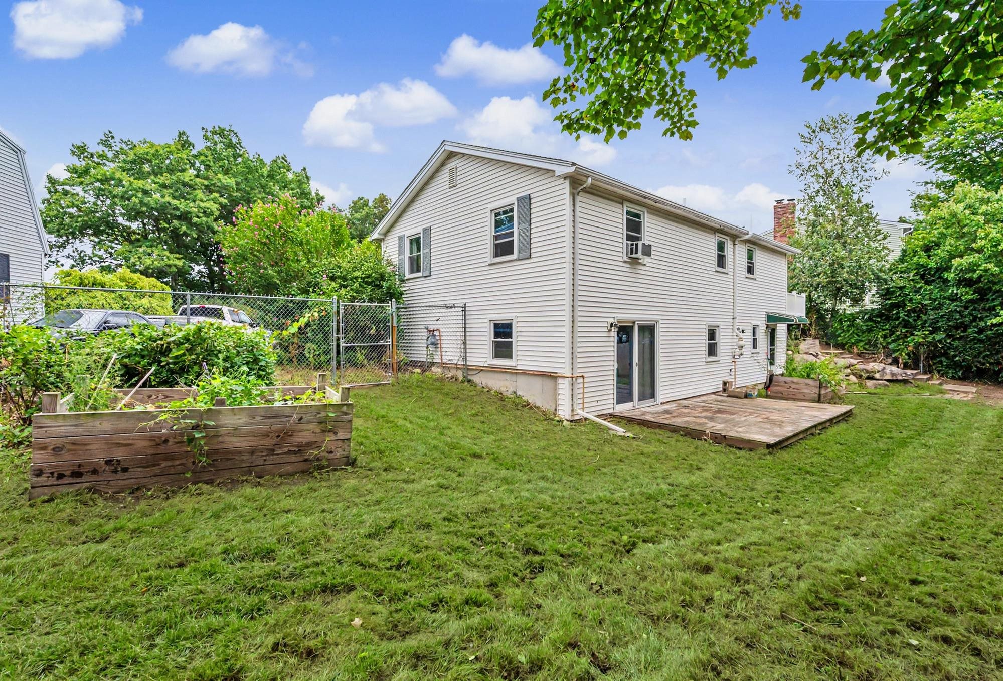 5 Estate Drive Property Photo 41
