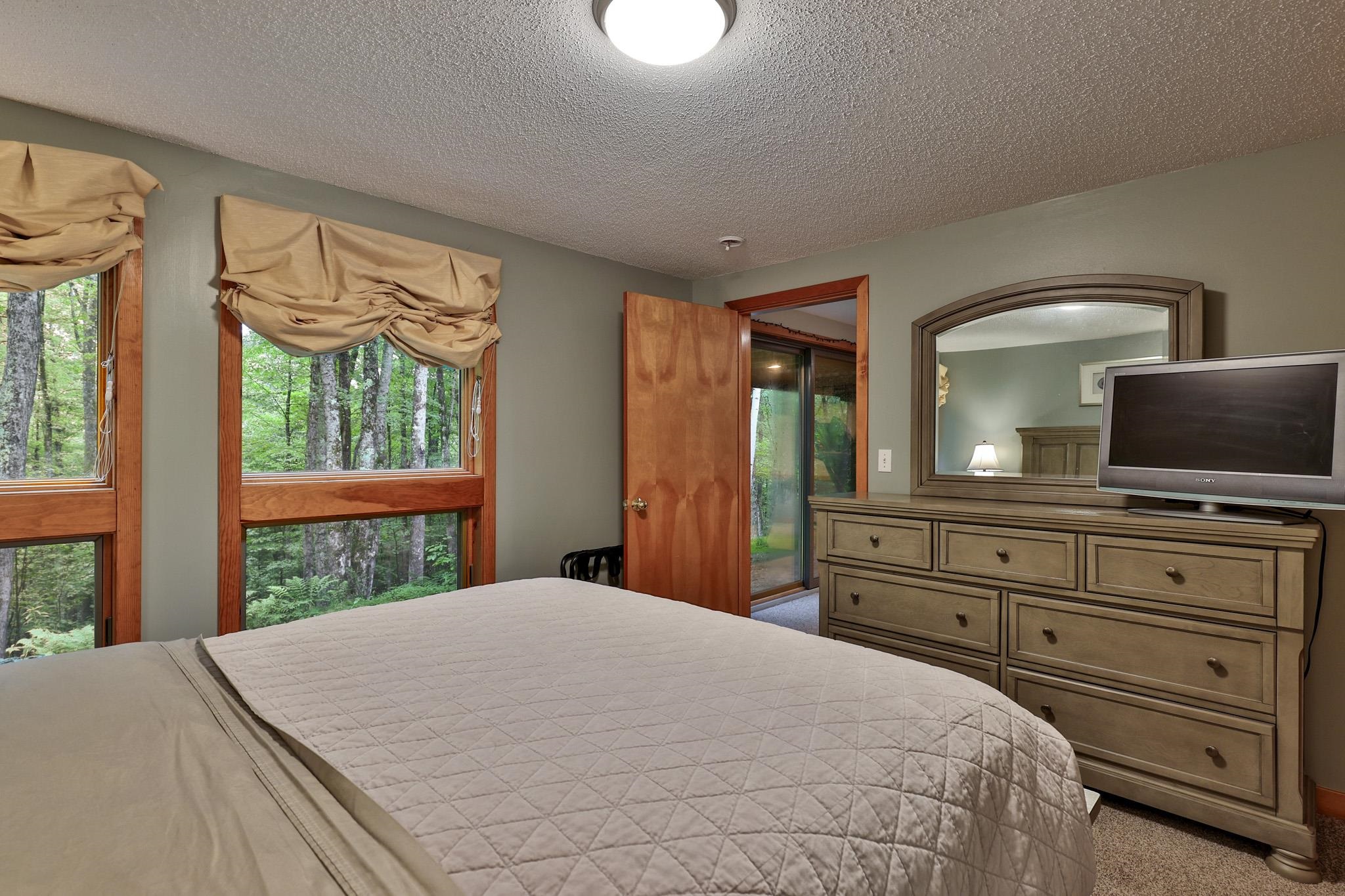 28 Mountain View Drive Property Photo 19