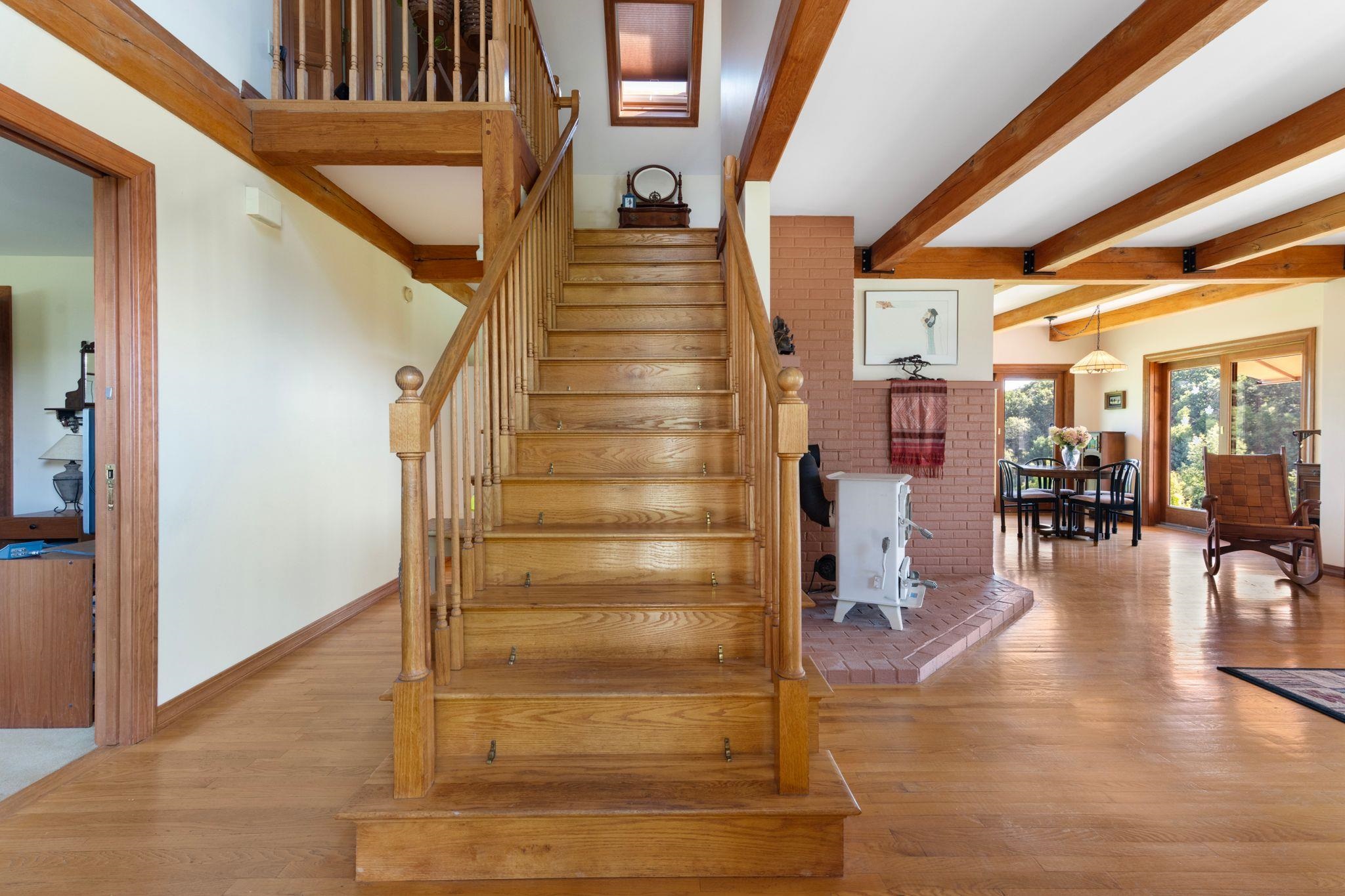 47 Oak Hill Drive Property Photo 4