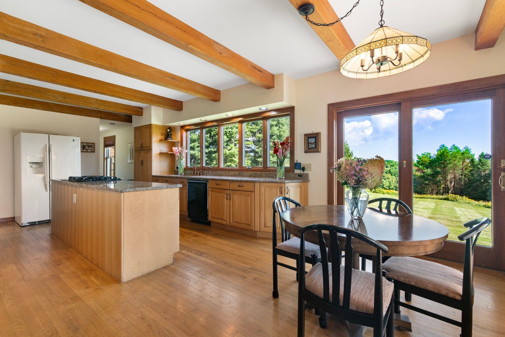 47 Oak Hill Drive Property Photo 8