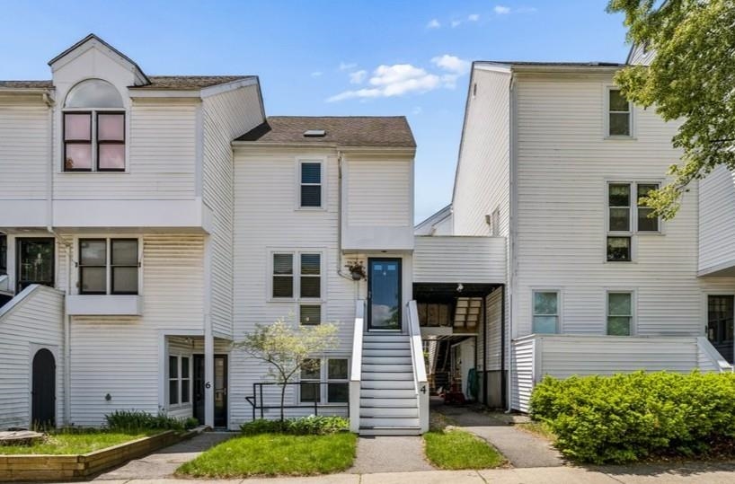 4 Montgomery Street Property Photo 1
