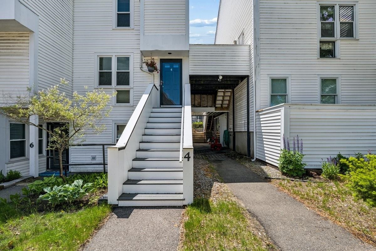 4 Montgomery Street Property Photo 2