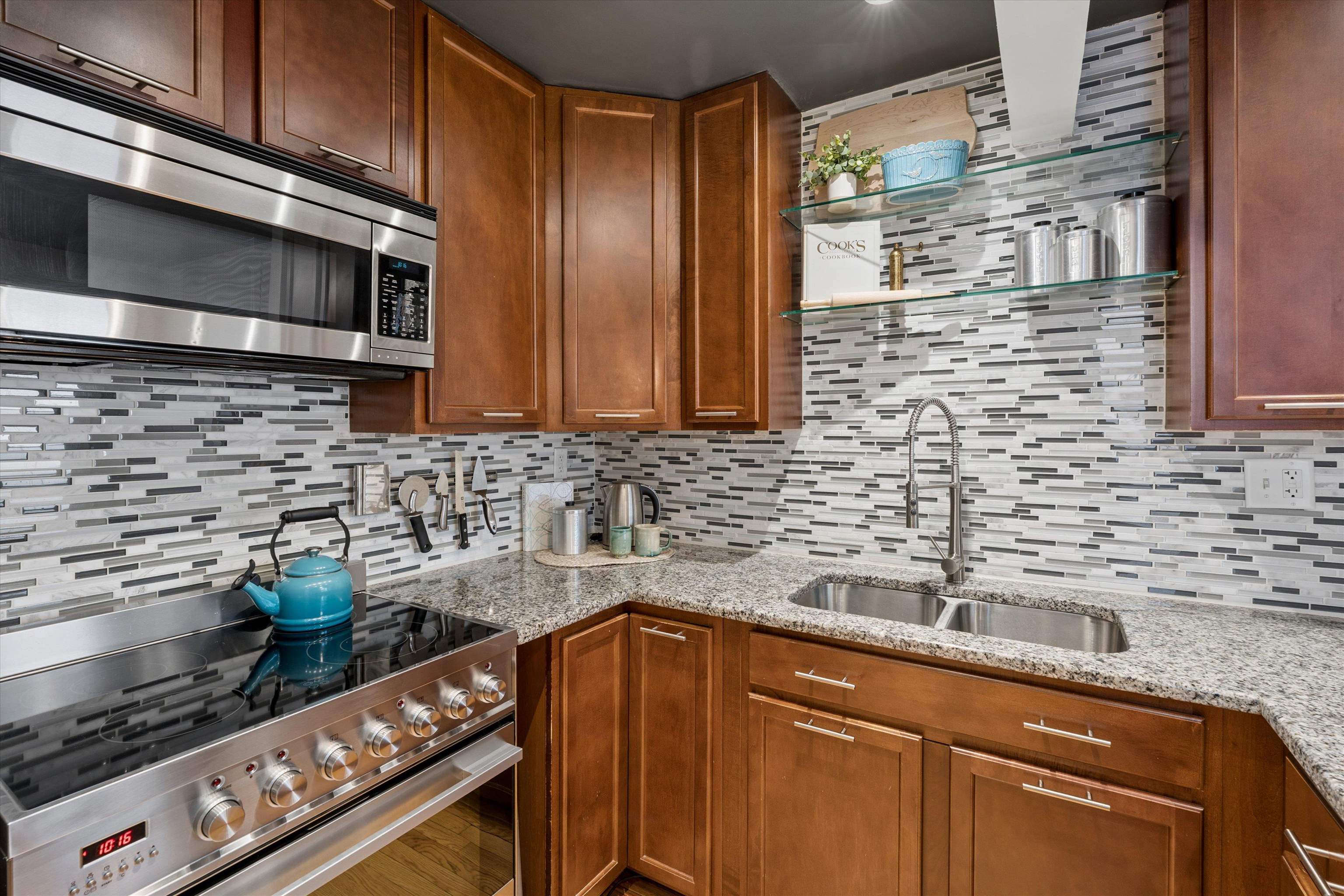 4 Montgomery Street Property Photo 10