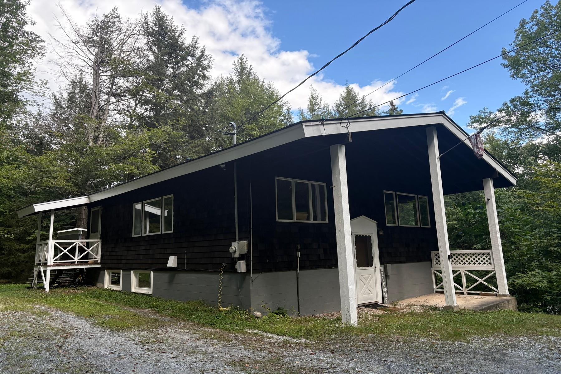 2487 VT Route 100 Property Photo 1