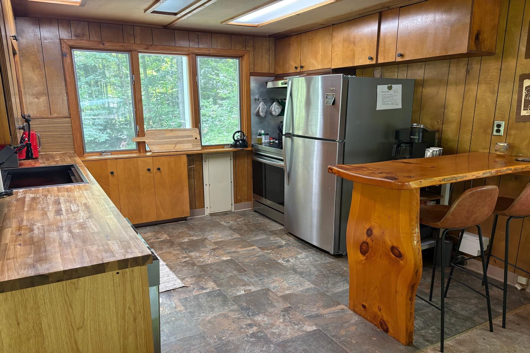2487 Vt Route 100 Property Photo 3