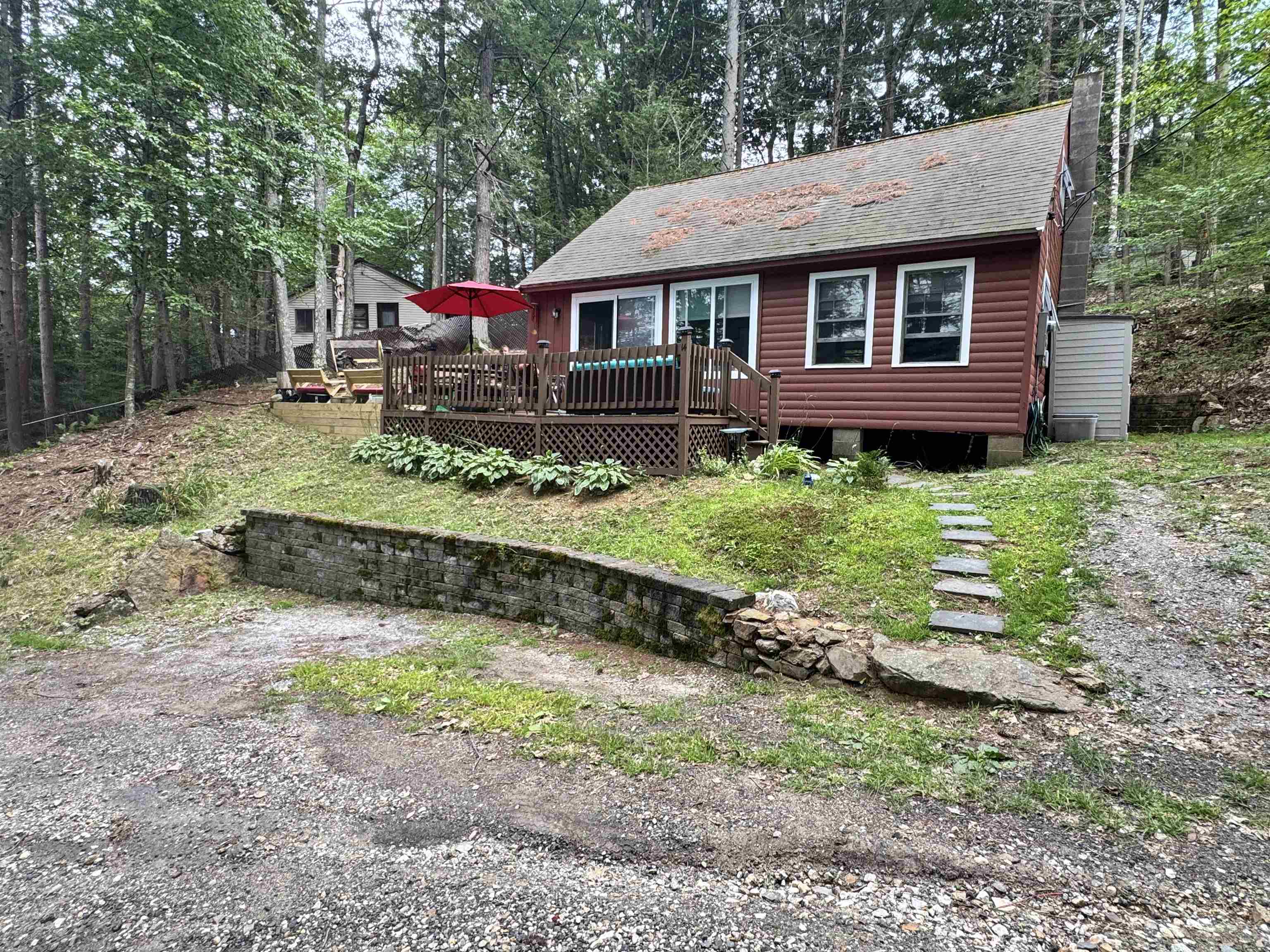 14 Pine Point Drive Property Photo 1