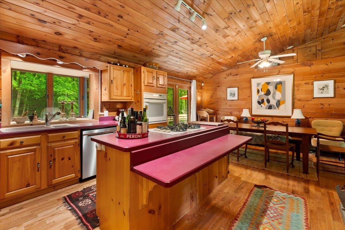 6 Dwyers Camp Road Property Photo 8