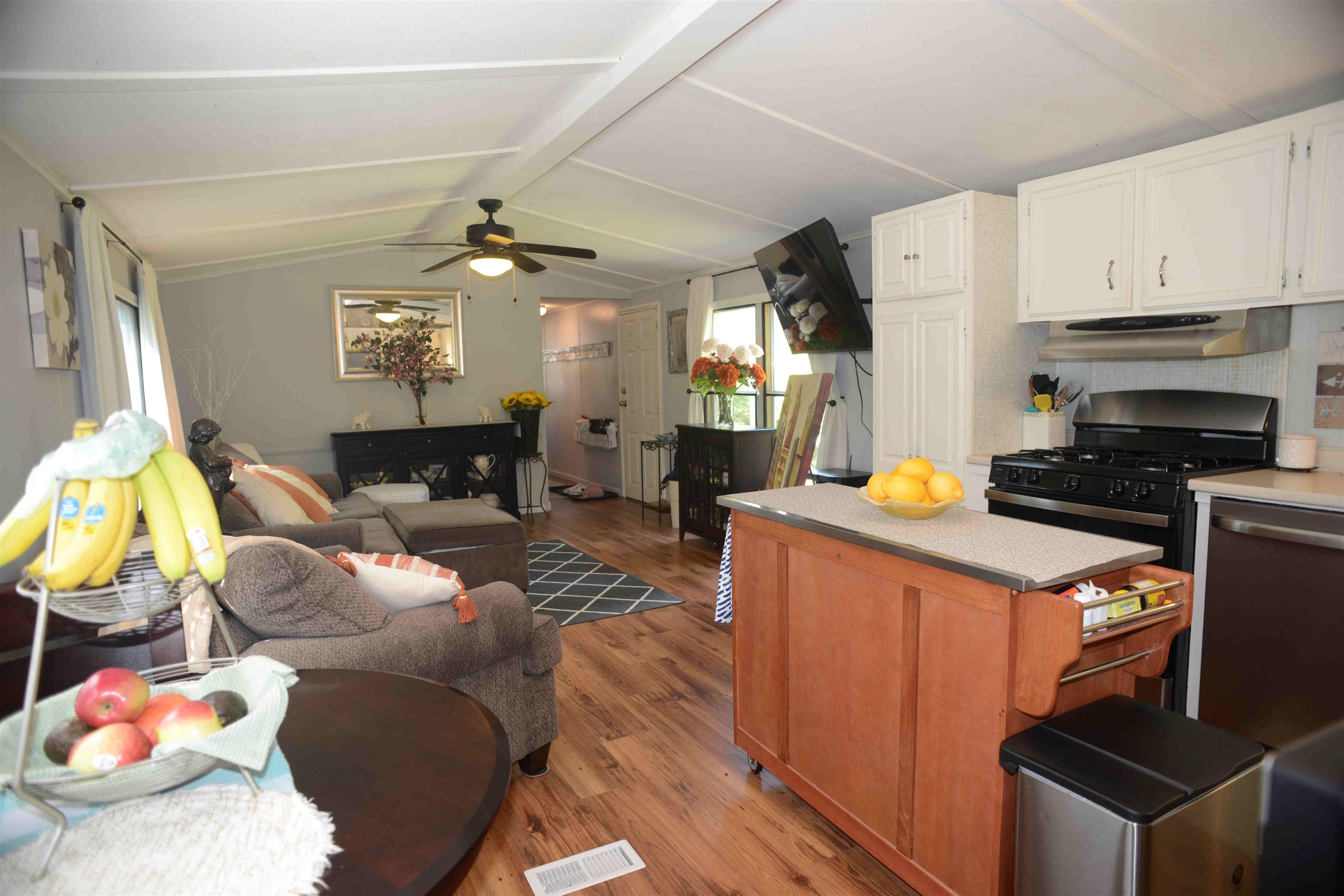 17 Brownstone Lane Property Photo 14