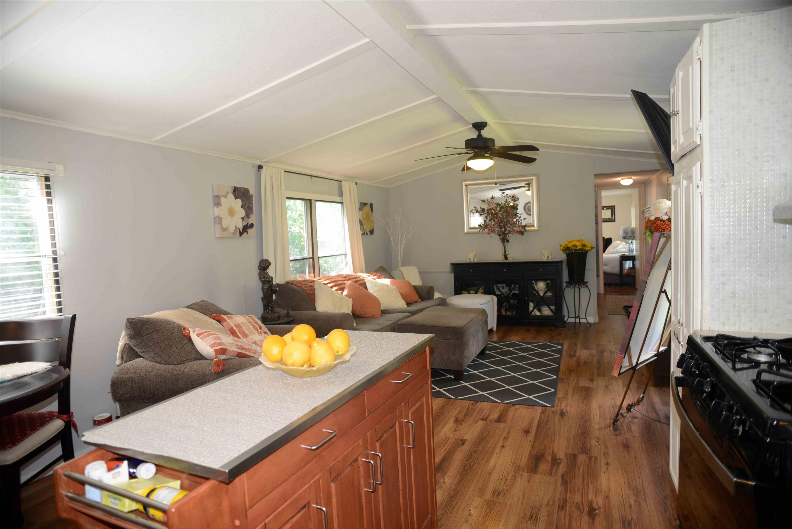 17 Brownstone Lane Property Photo 15