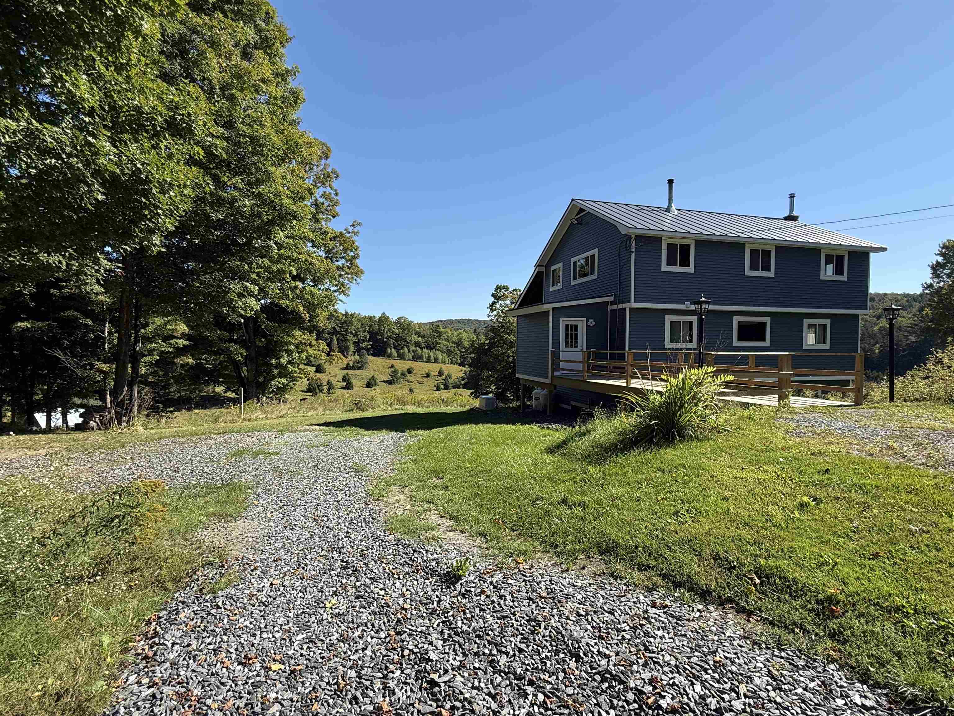 1720 Macintosh Hill Road Property Photo 2