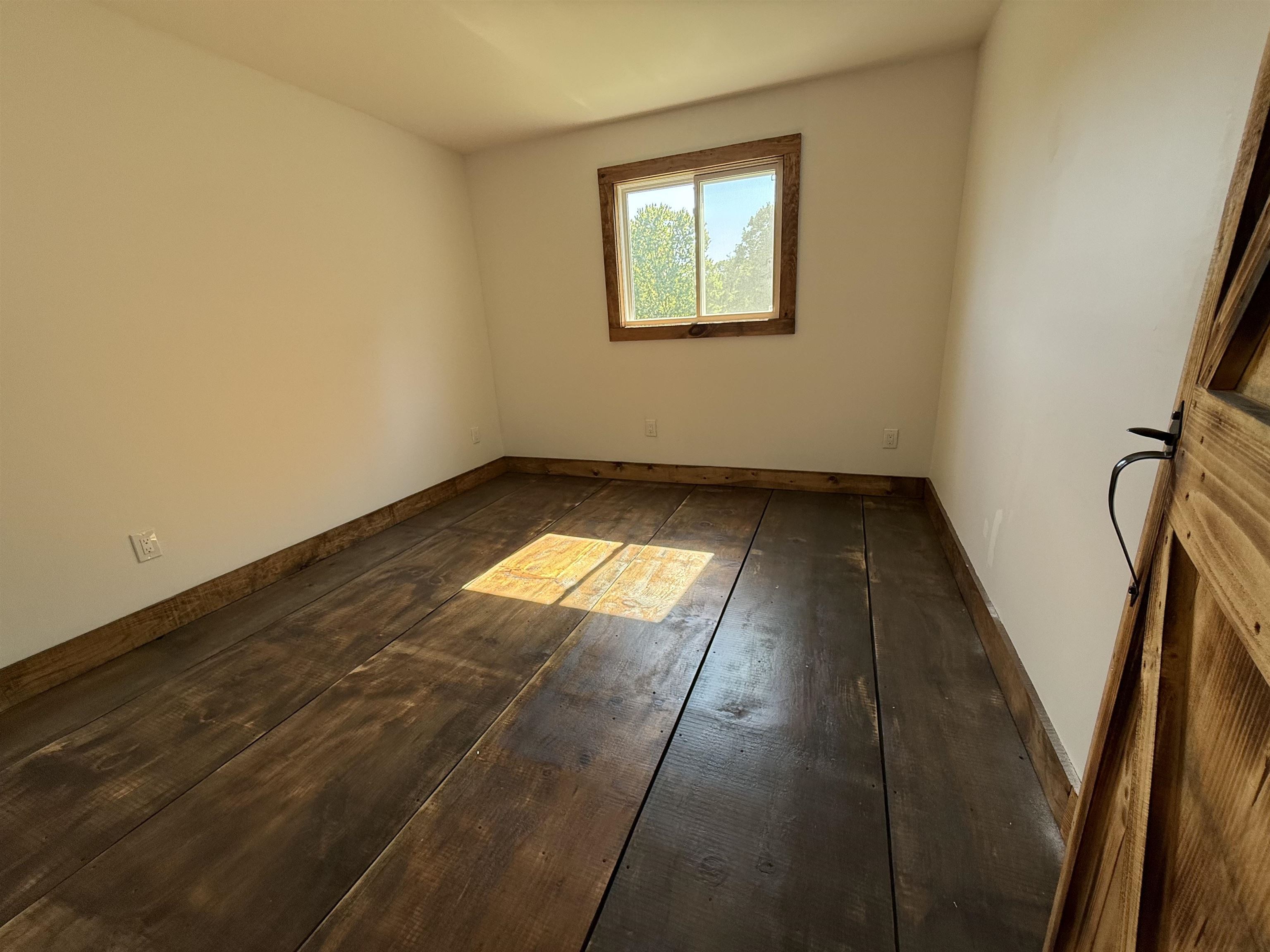 1720 Macintosh Hill Road Property Photo 21