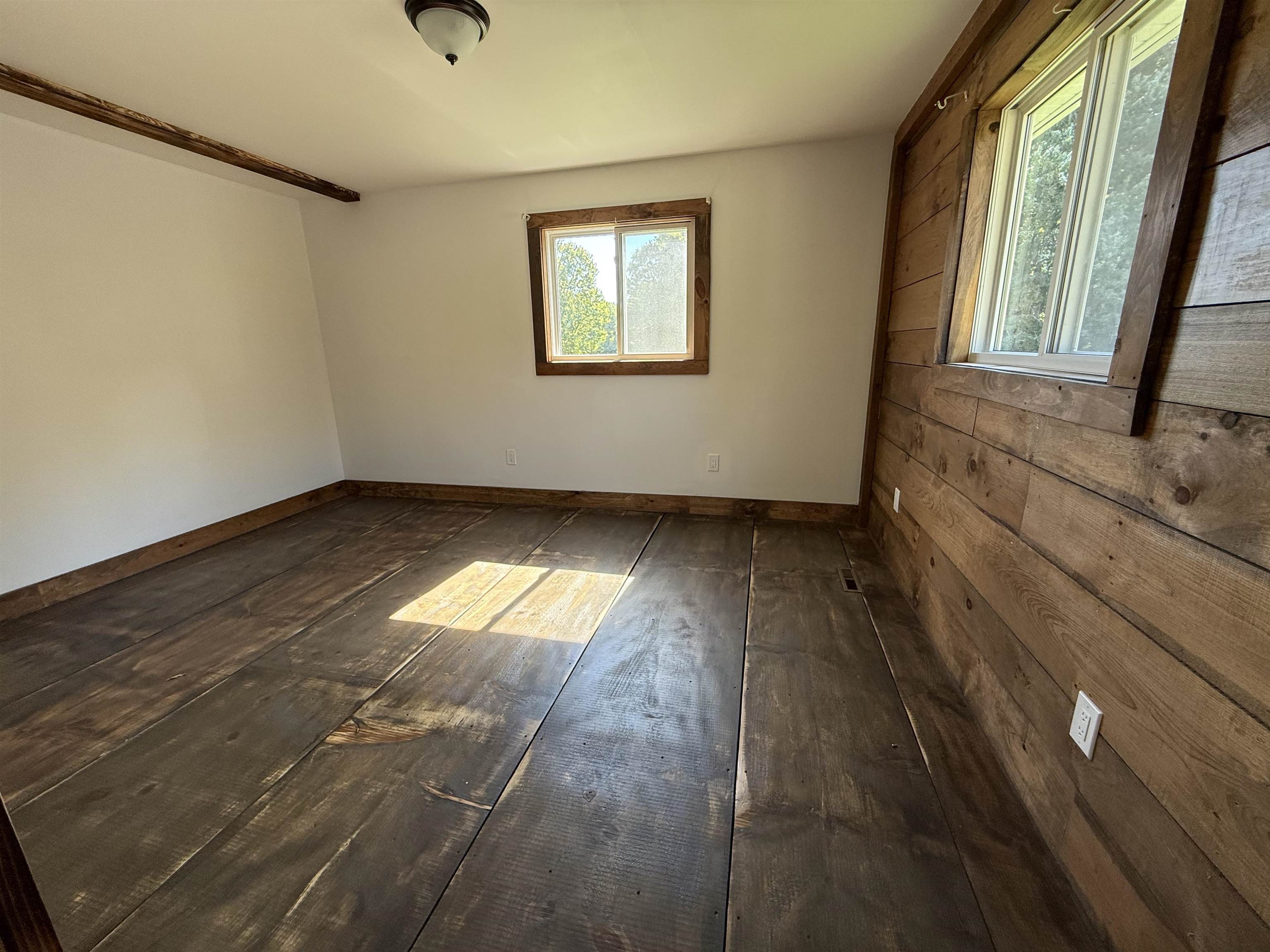 1720 Macintosh Hill Road Property Photo 23