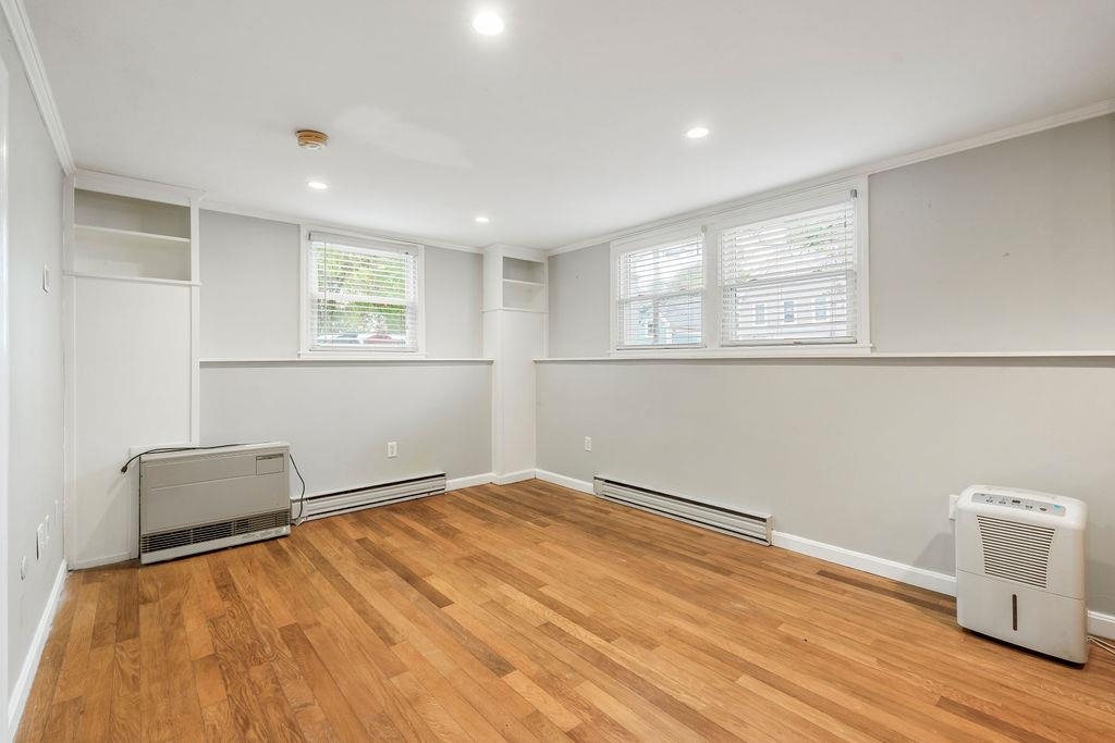 140 Cass Street Property Photo 12