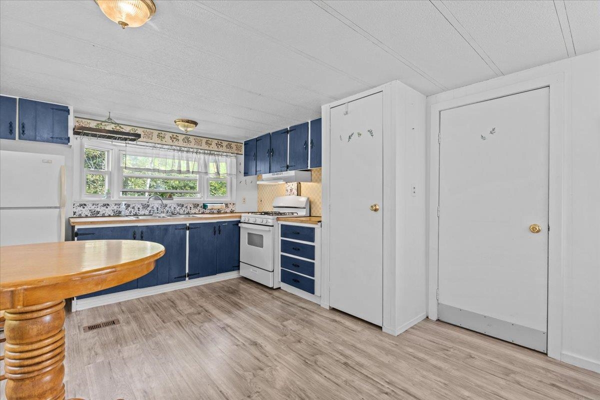 2083 West Hill Road Property Photo 17