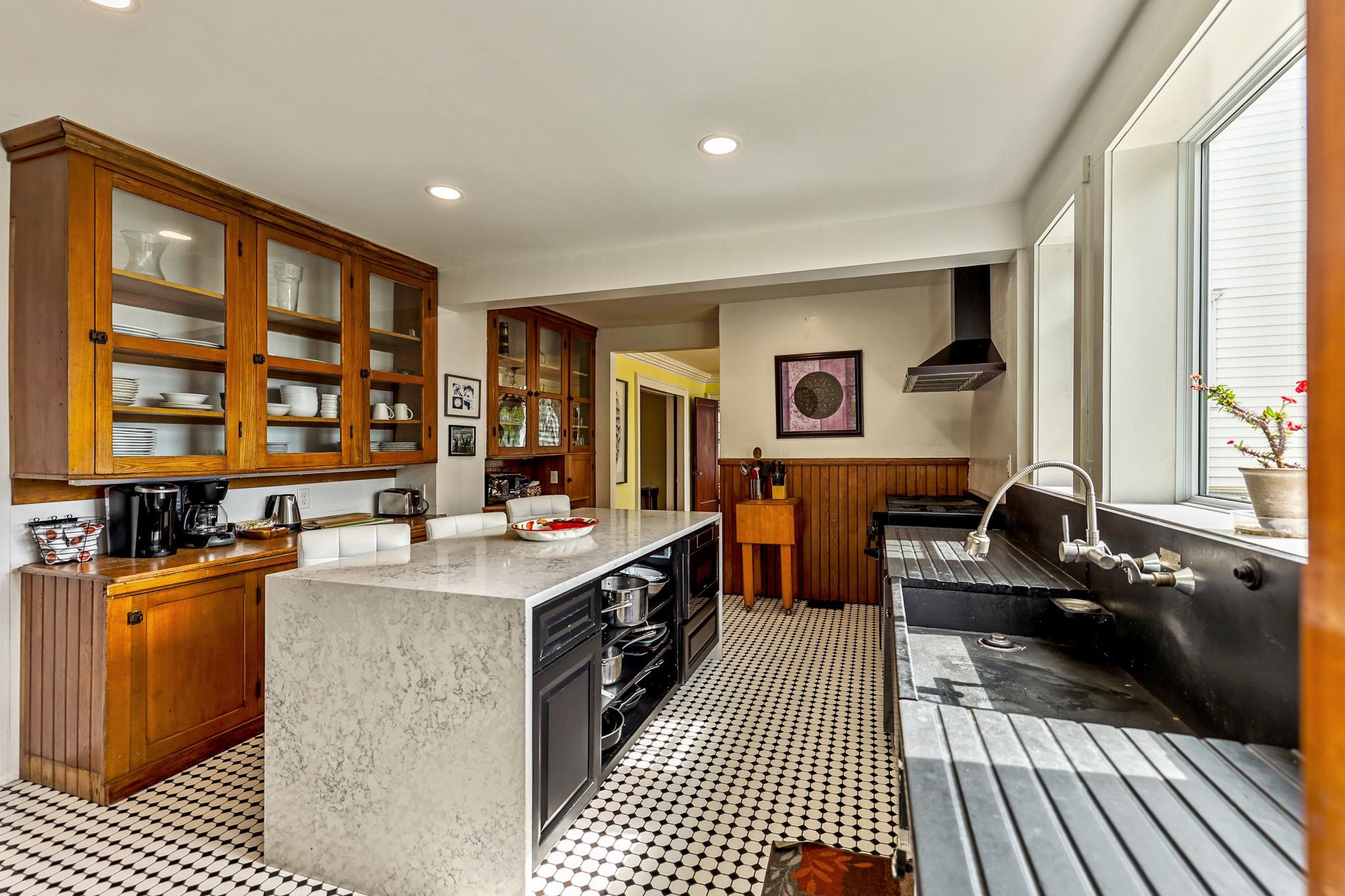 152 Second Street Property Photo 10