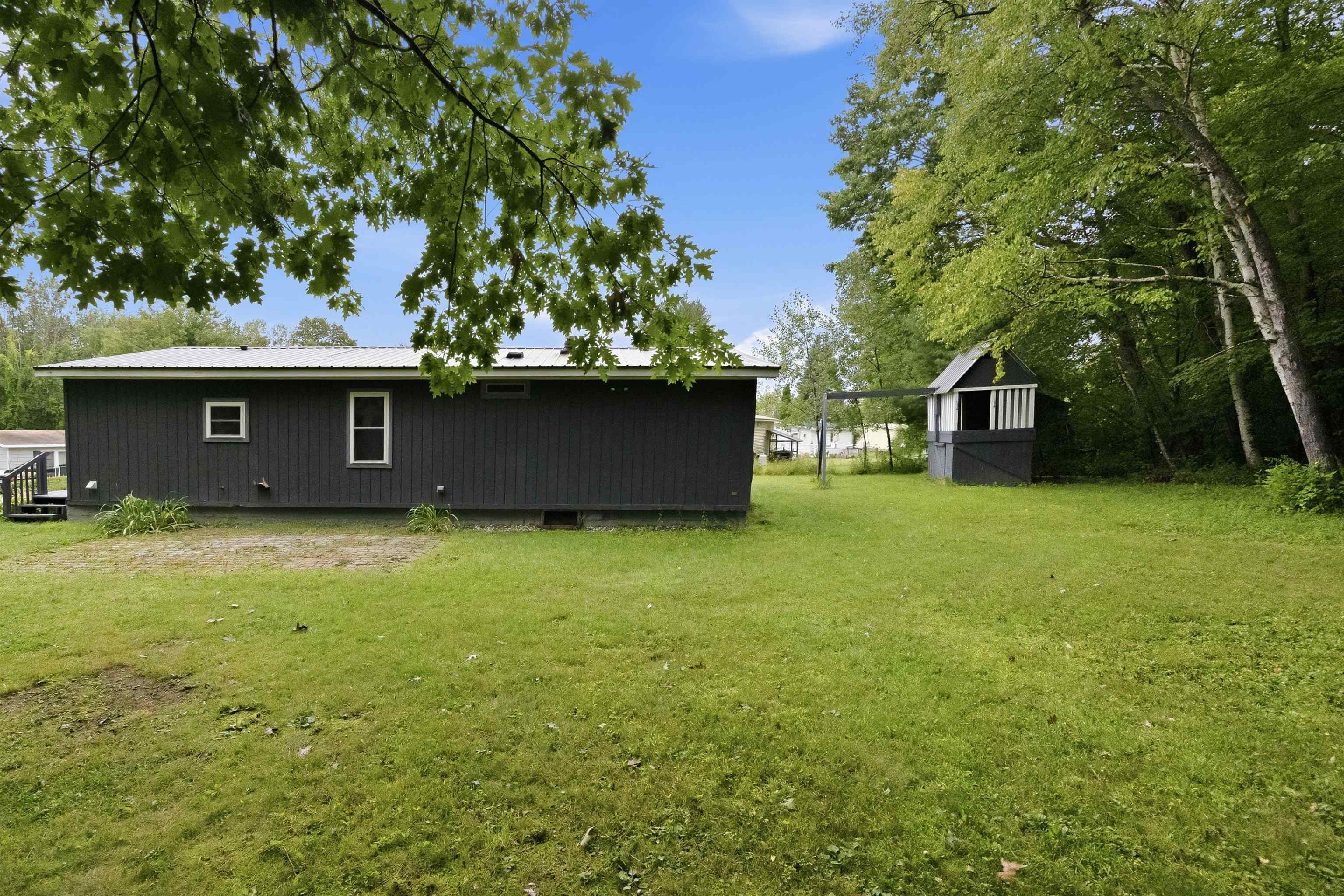 26 Sunshine Drive Property Photo 3
