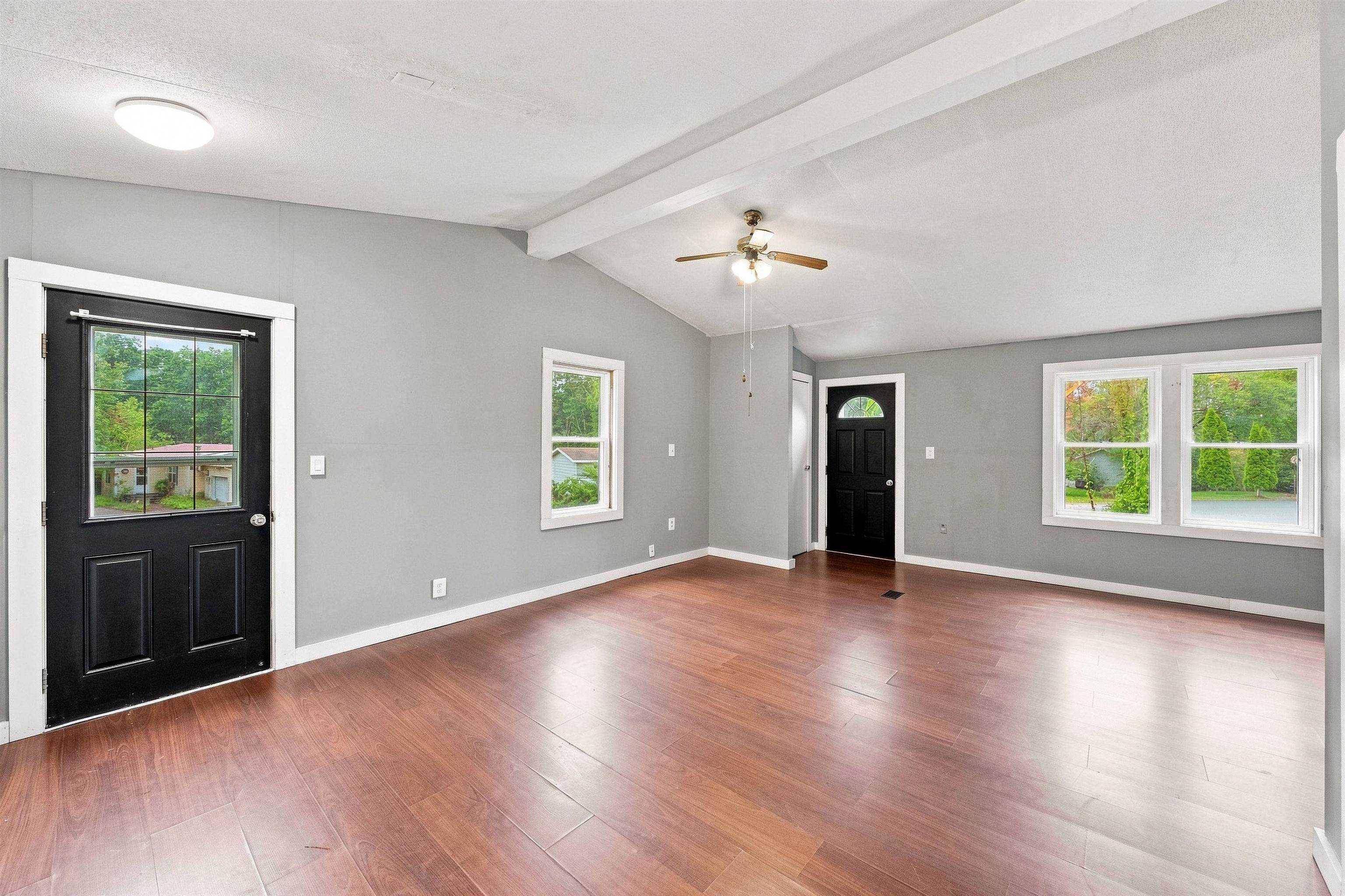 26 Sunshine Drive Property Photo 13