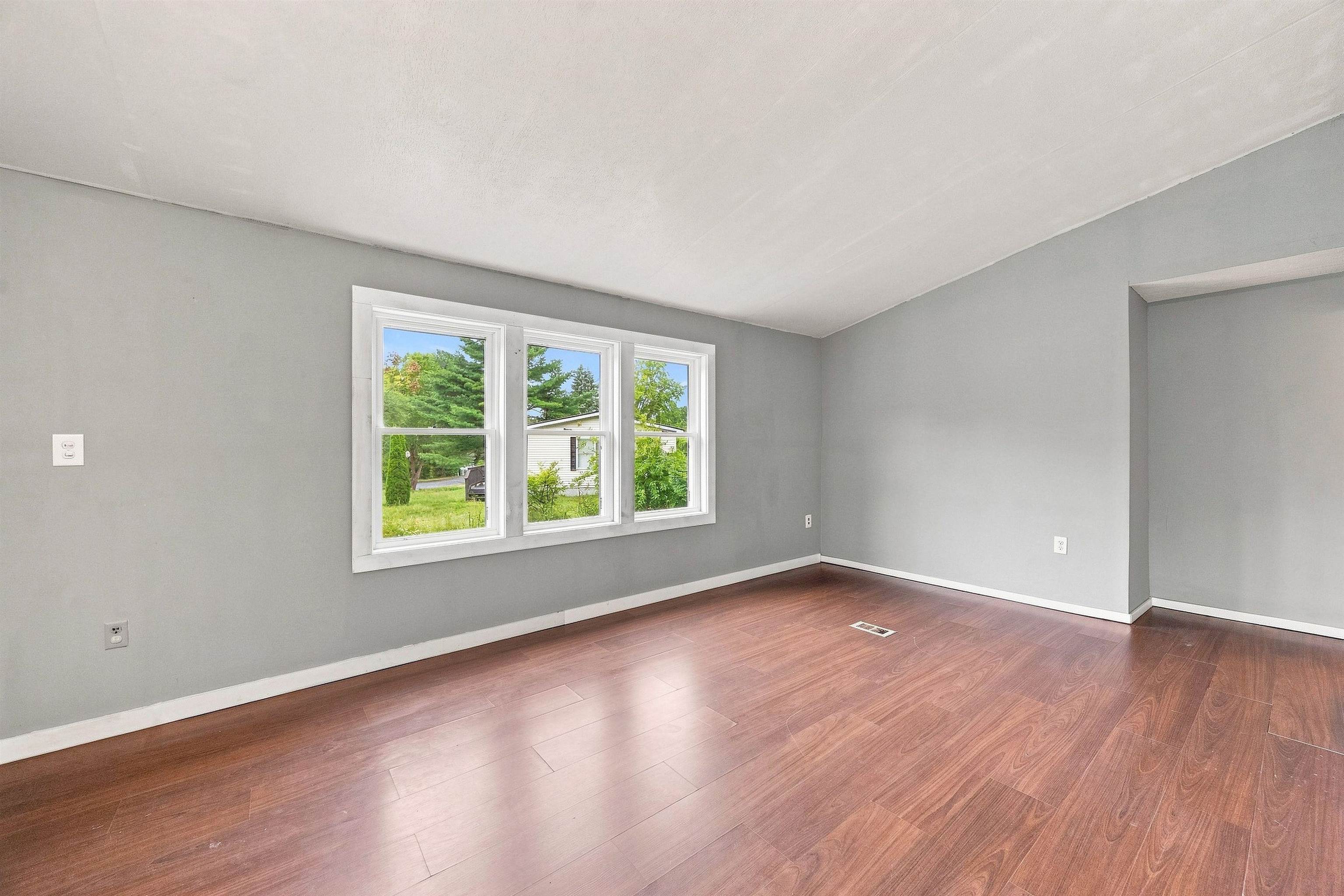 26 Sunshine Drive Property Photo 19