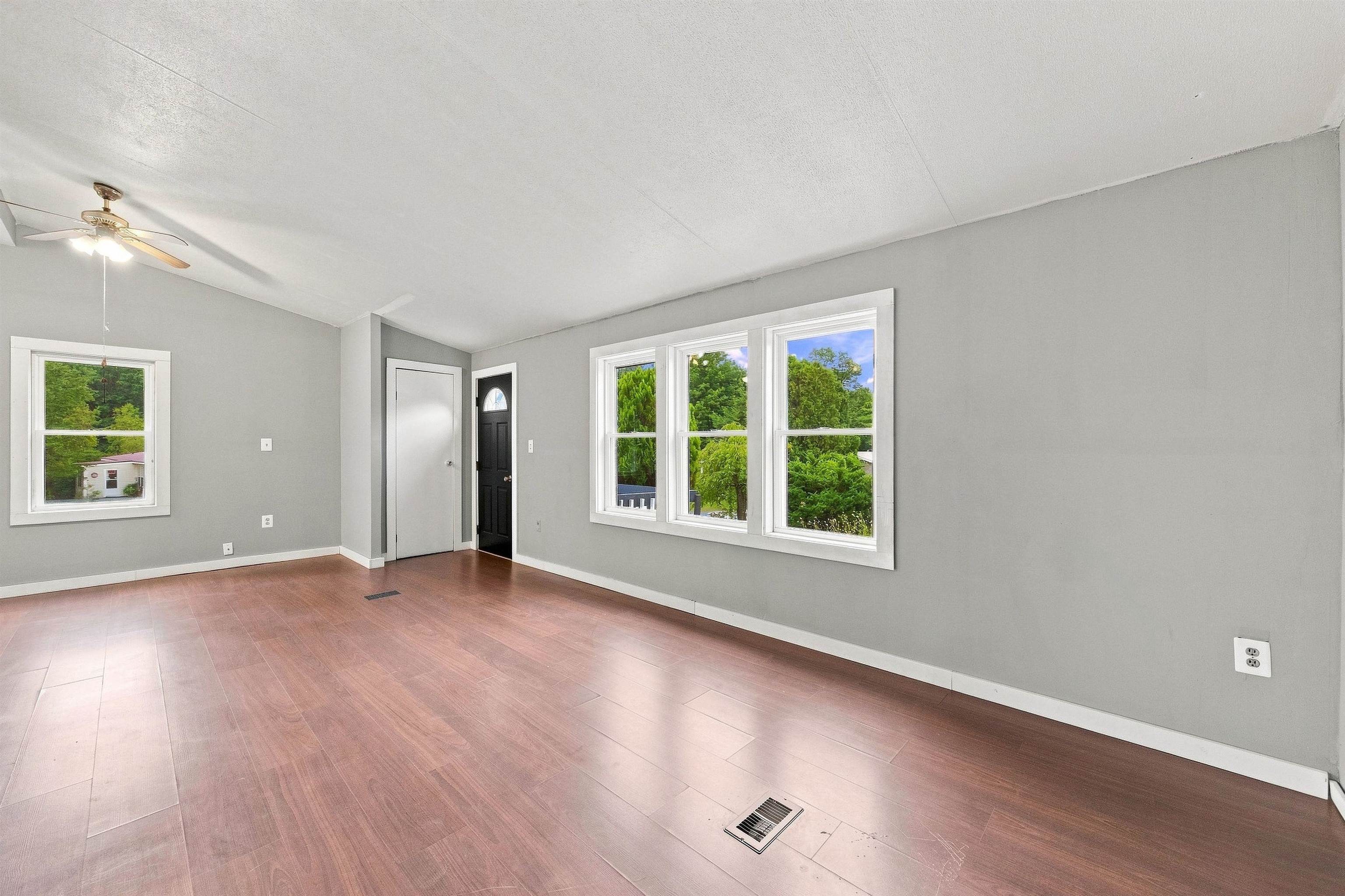 26 Sunshine Drive Property Photo 20