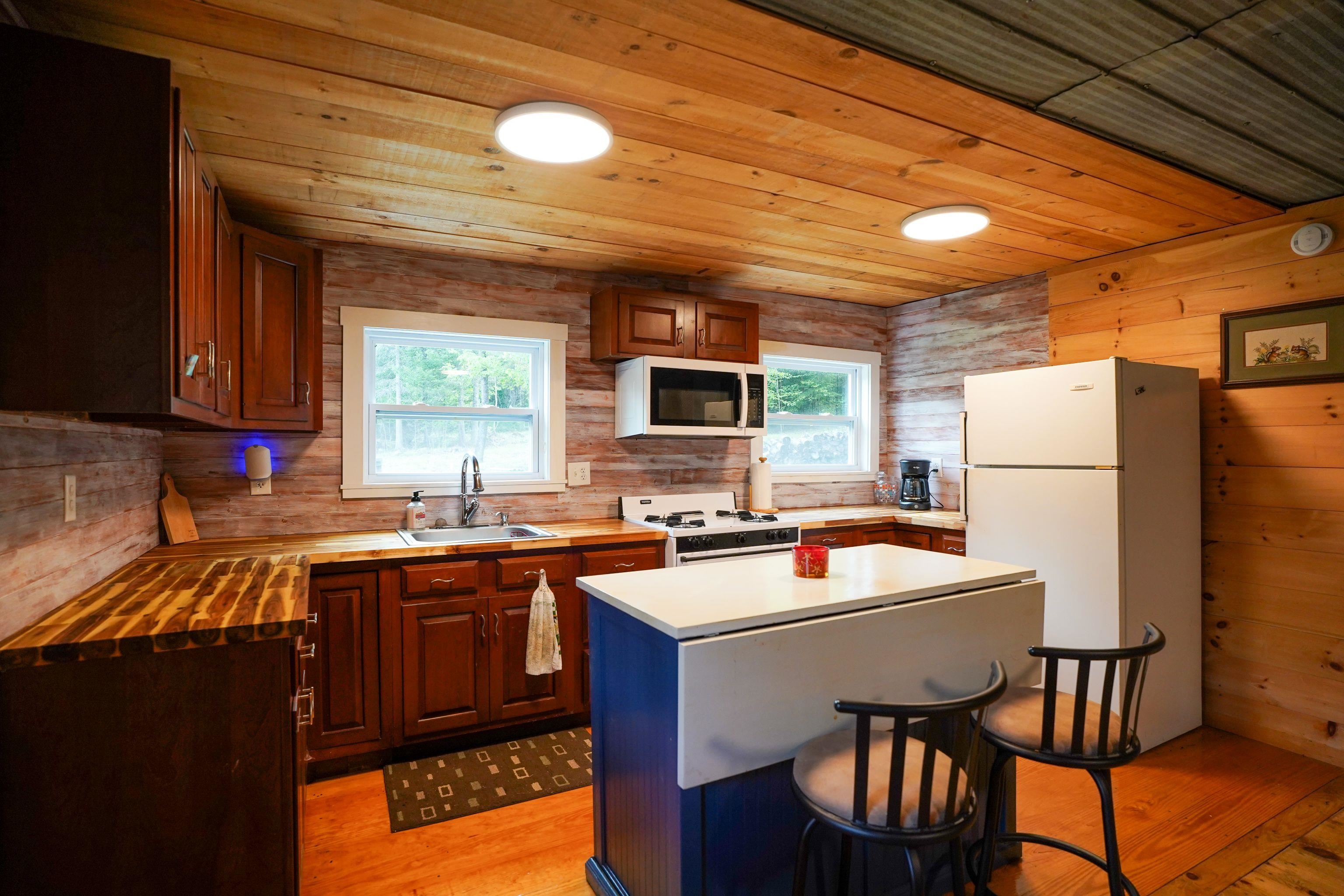 777 Tenney Pond Road Property Photo 6