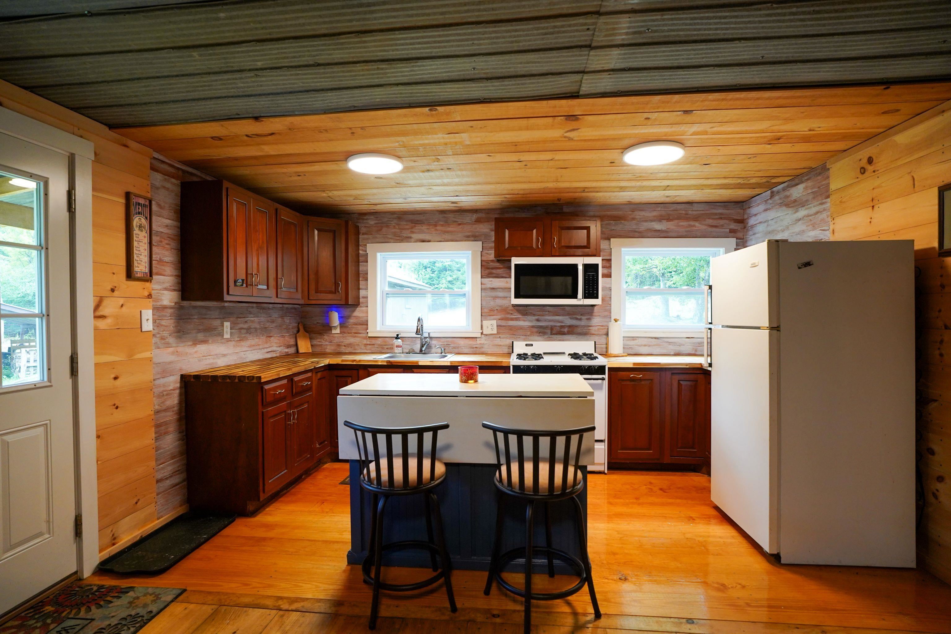 777 Tenney Pond Road Property Photo 7