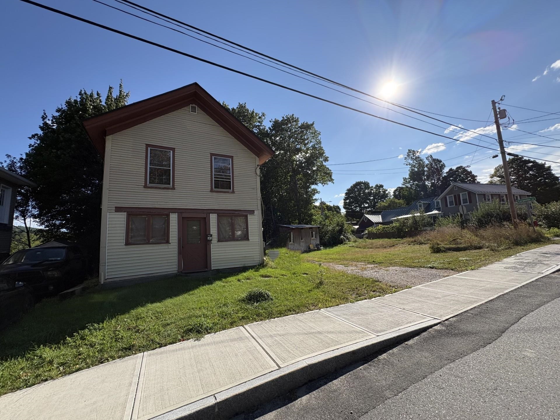 81 Vine Street Property Photo 1