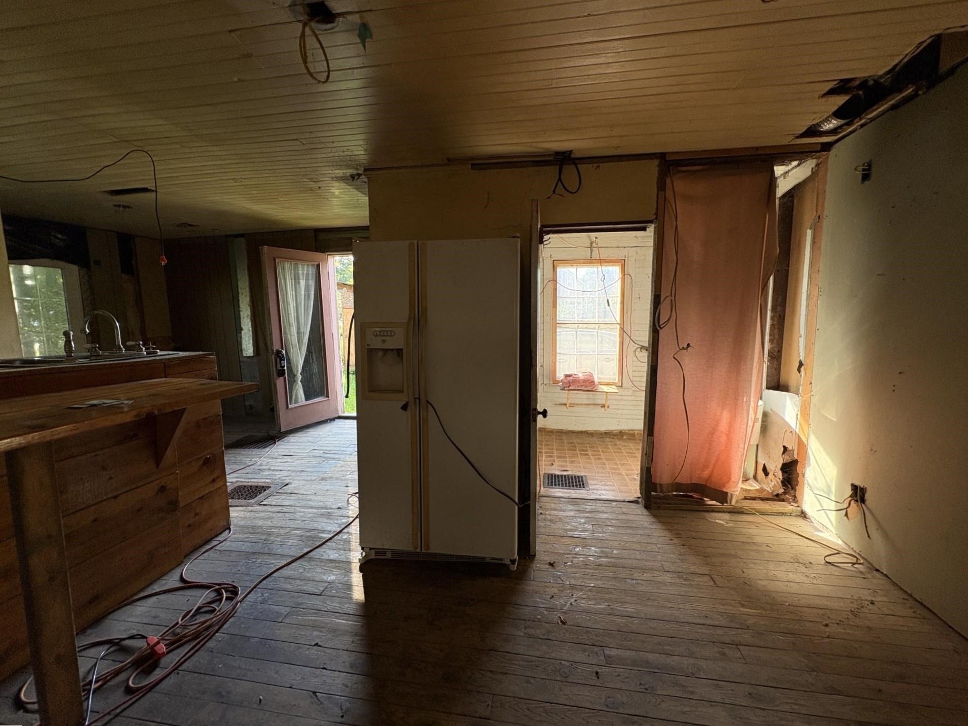 81 Vine Street Property Photo 8