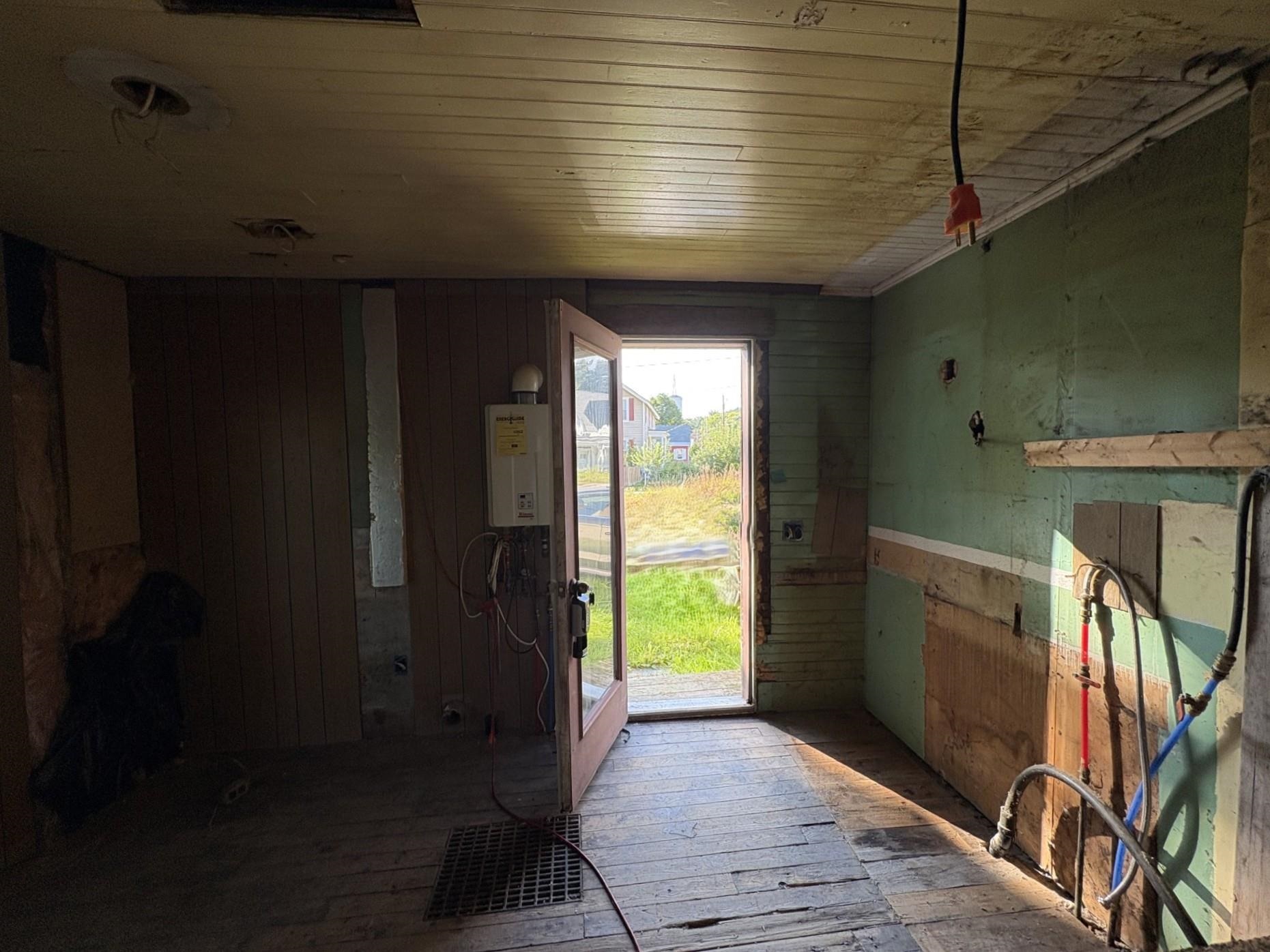 81 Vine Street Property Photo 12