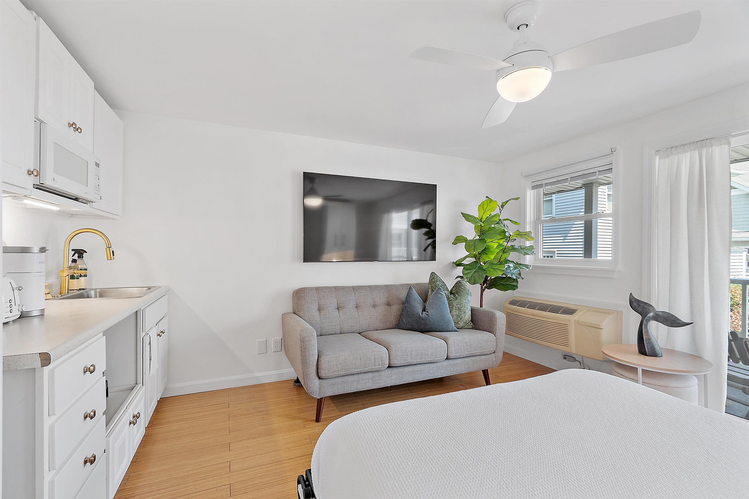 6 Ashworth Avenue Property Photo 9