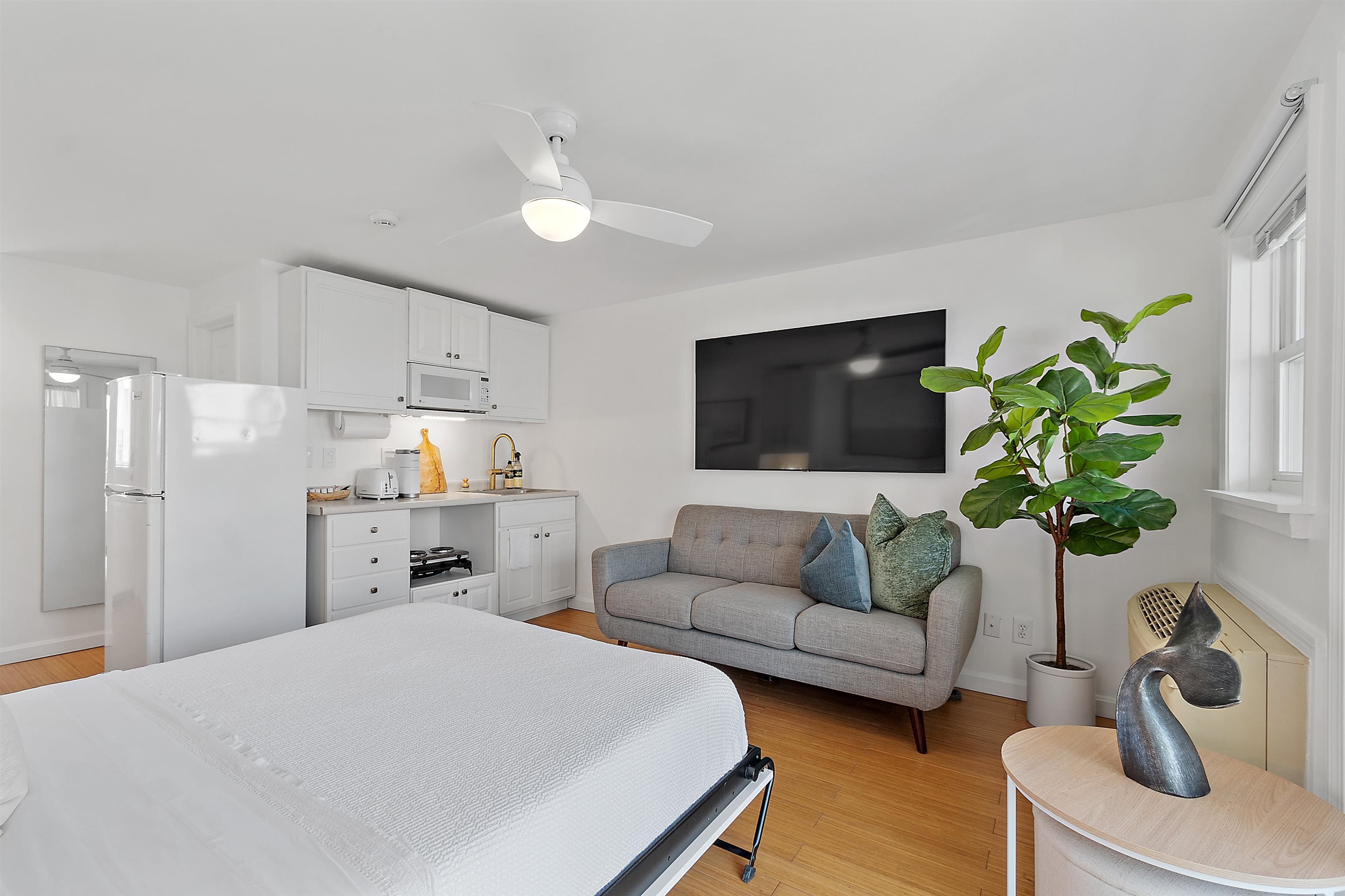 6 Ashworth Avenue Property Photo 11