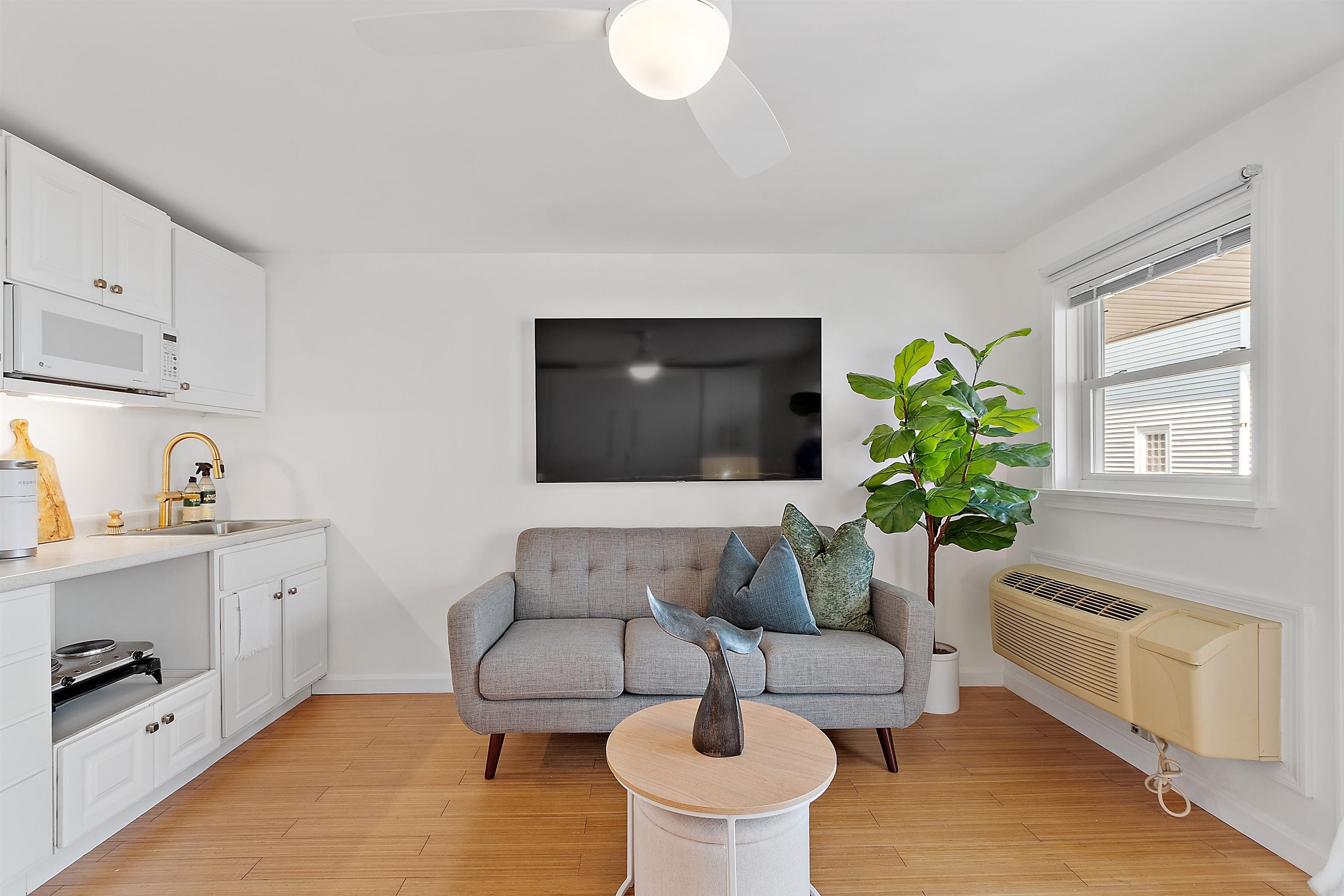 6 Ashworth Avenue Property Photo 13