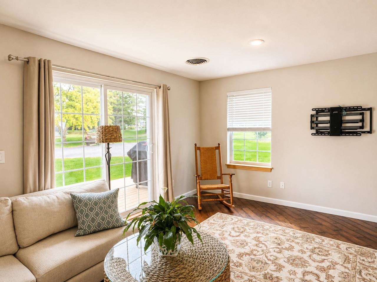 76 Seth Circle Property Photo 12