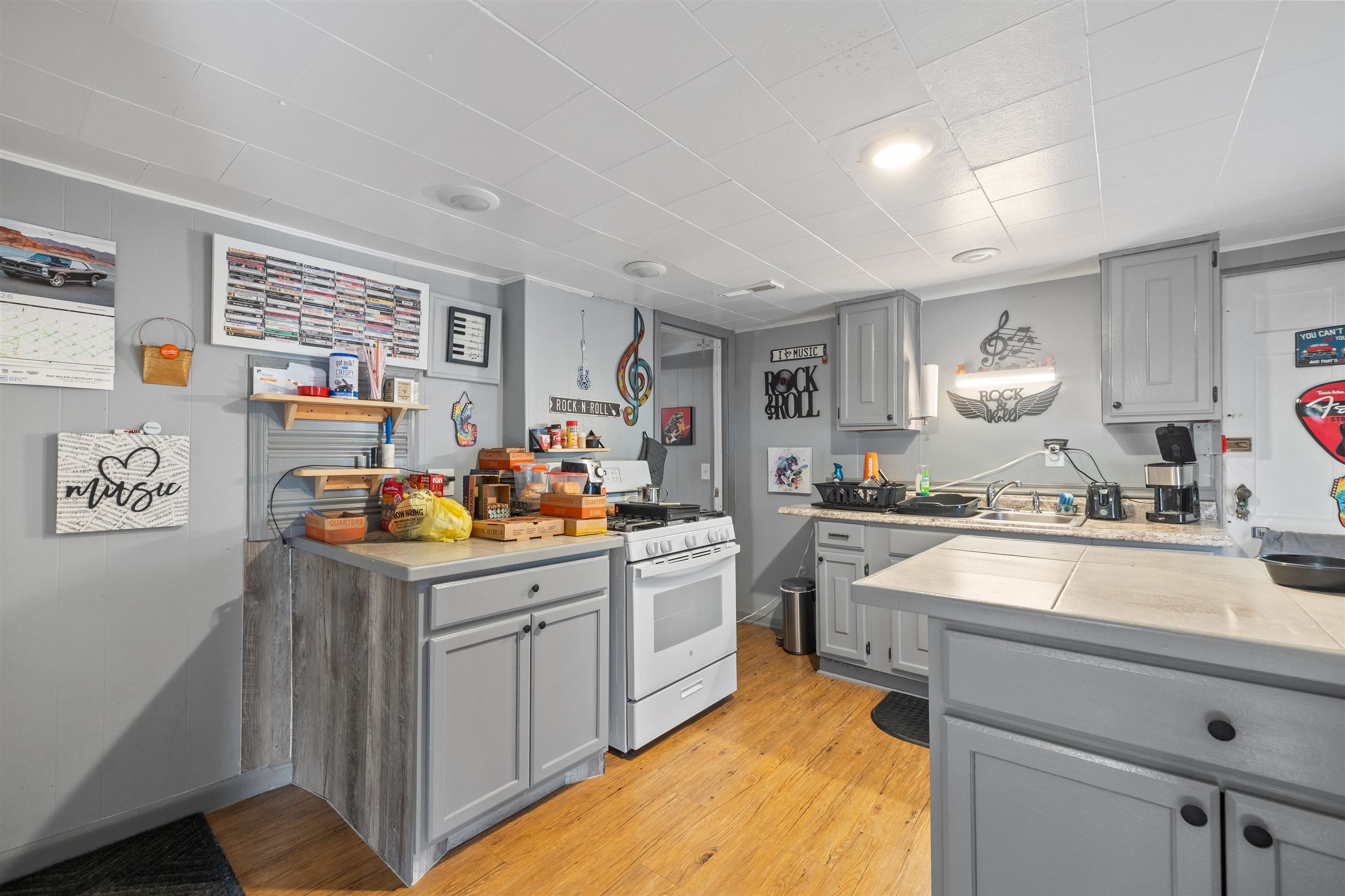 10 Mulberry Street Property Photo 18