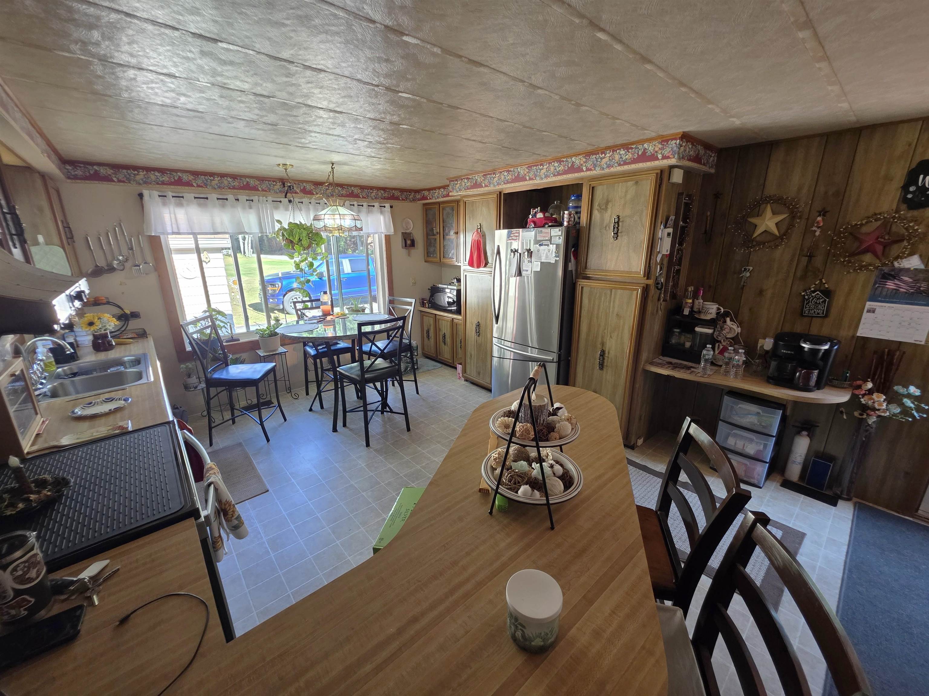 19 River Road Property Photo 5